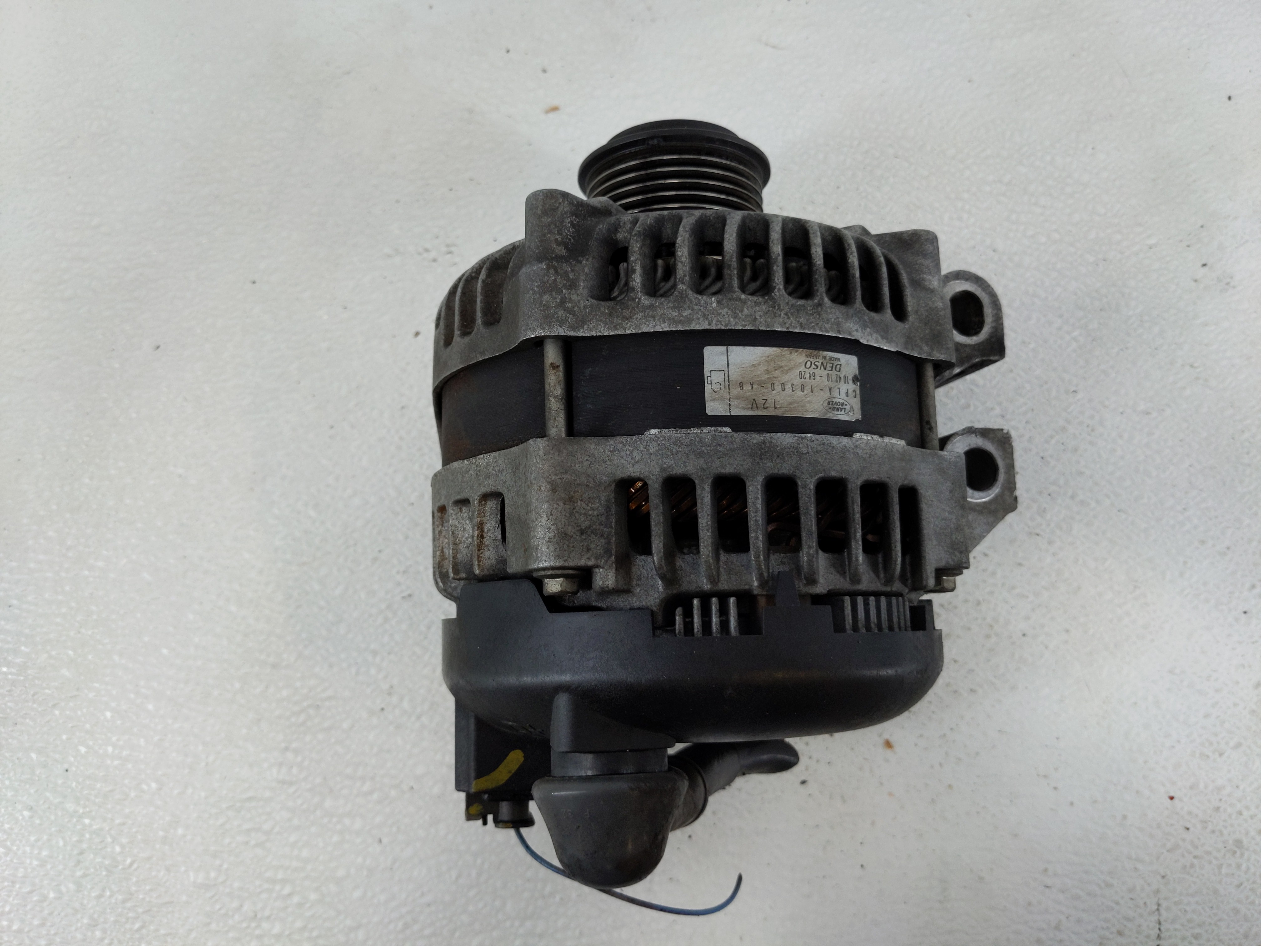 2014 Land Rover Range Rover Sport Alternator Generator Charging Assembly Engine Oem 1144938 - Oemusedautoparts1.com