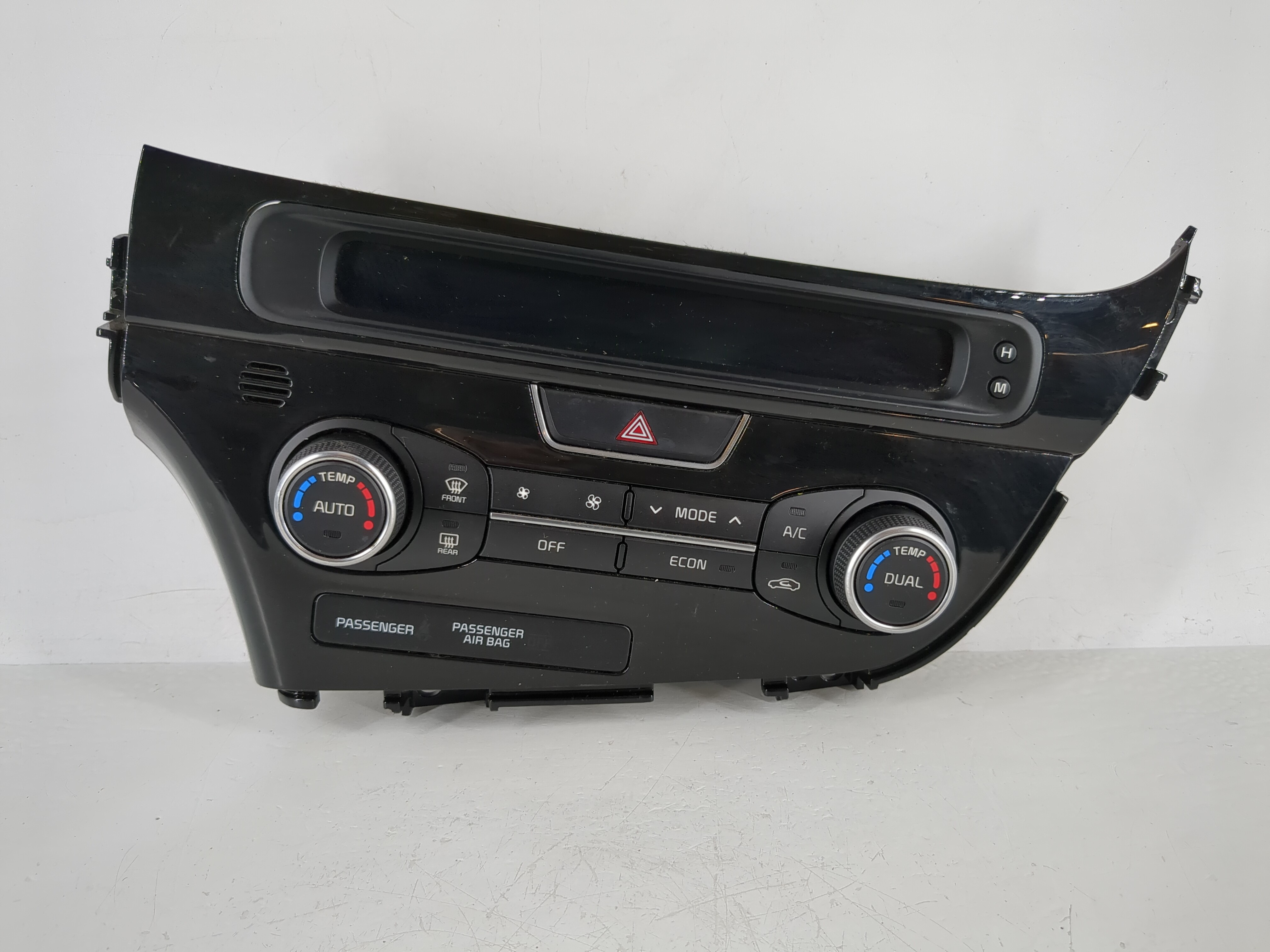 2014-2016 Kia Optima Ac Heater Climate Control 972504ubg0 1144956 - Oemusedautoparts1.com