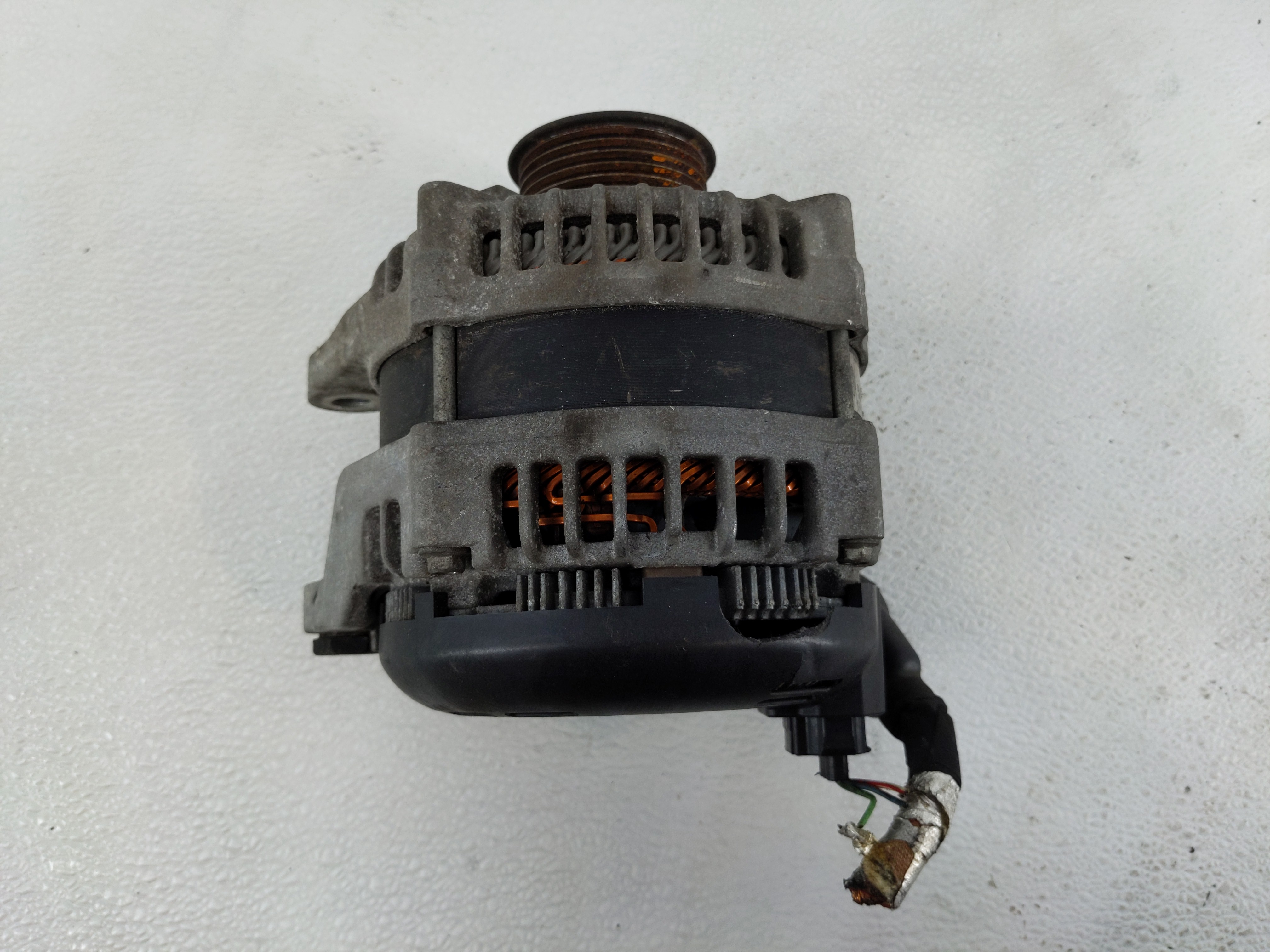 Picture of 2015-2020 Ford F-150 Alternator Generator Charging Assembly Engine Oem 1144967
