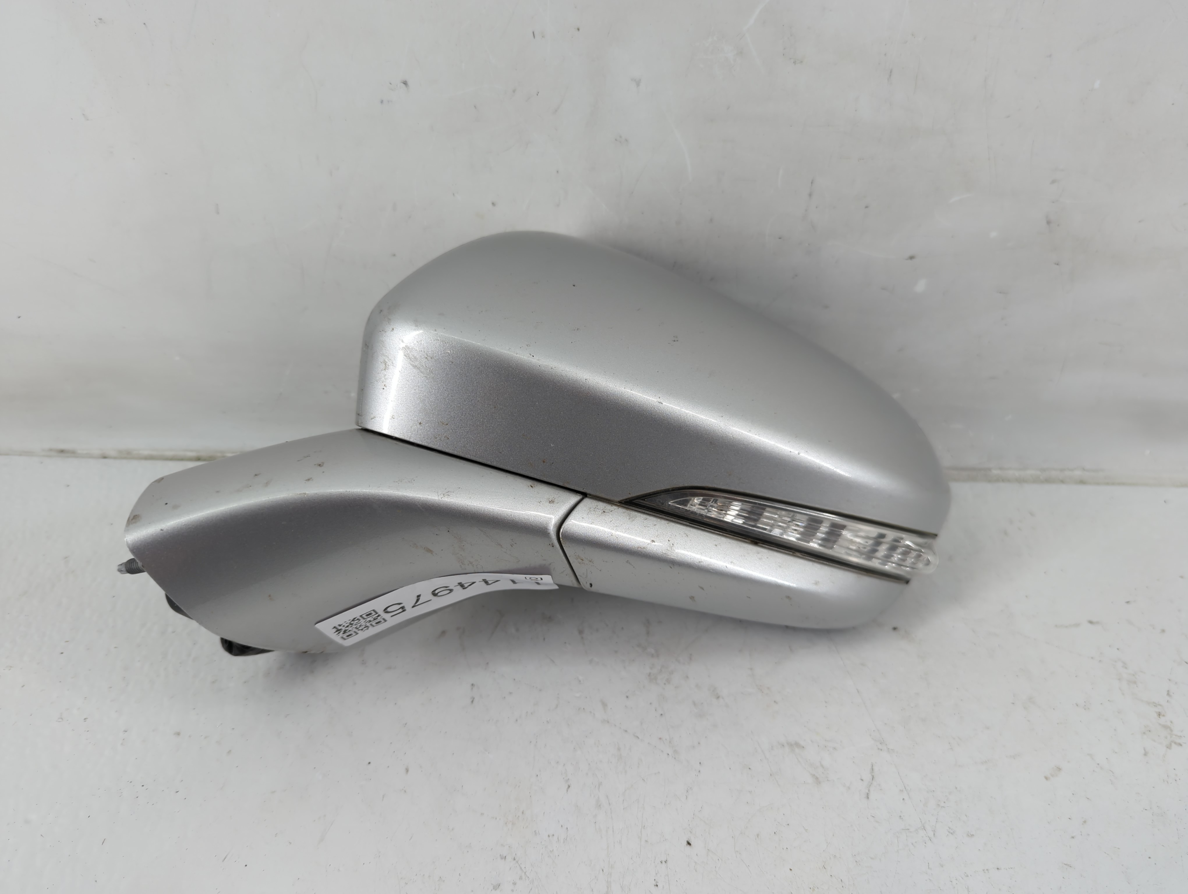 2015-2017 Ford Fusion Driver Left Side View Power Door Mirror Silver 1144975 - Oemusedautoparts1.com