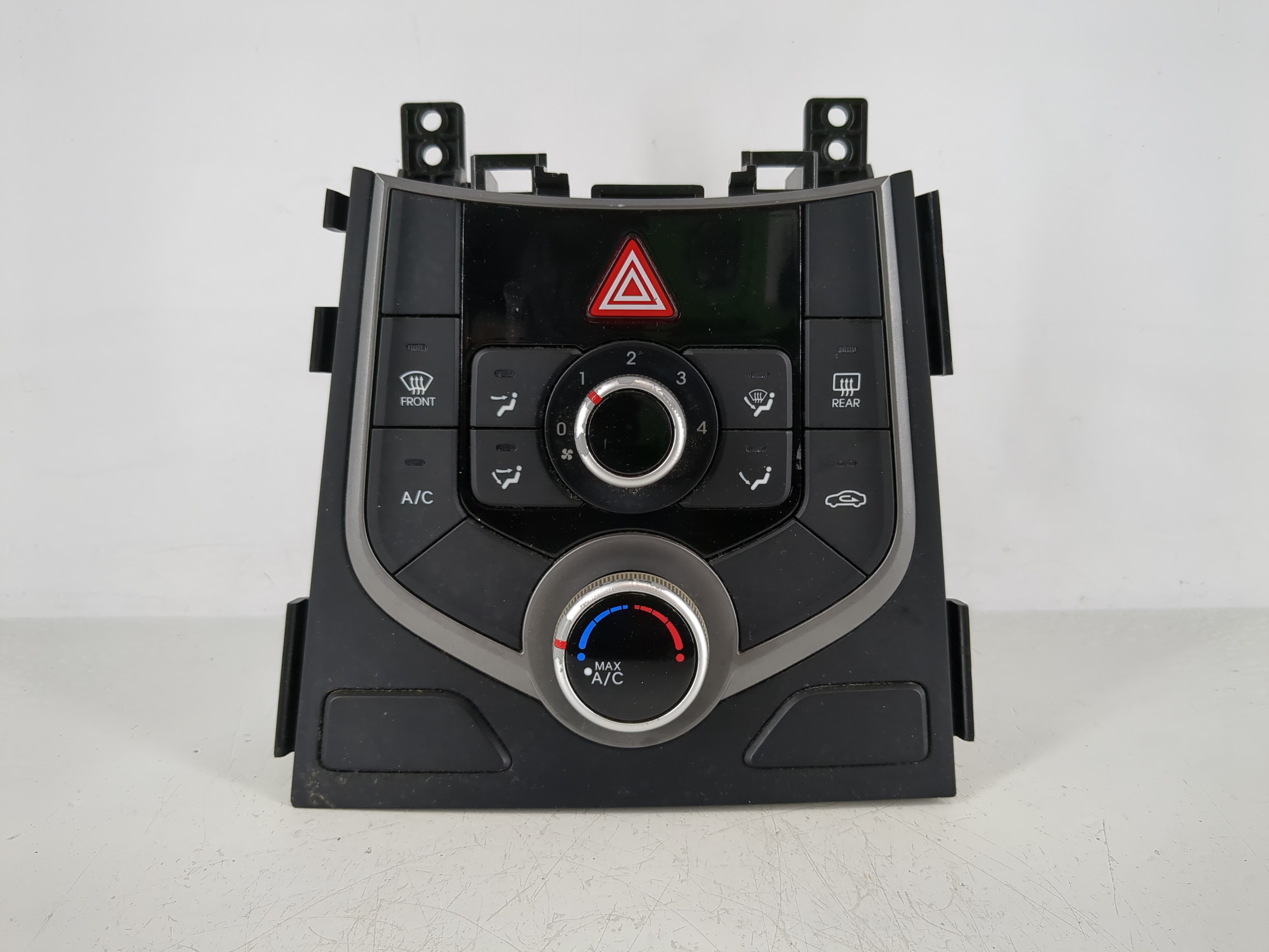 2014-2016 Hyundai Elantra Ac Heater Climate Control 97250-3xcc1 1144985 - Oemusedautoparts1.com