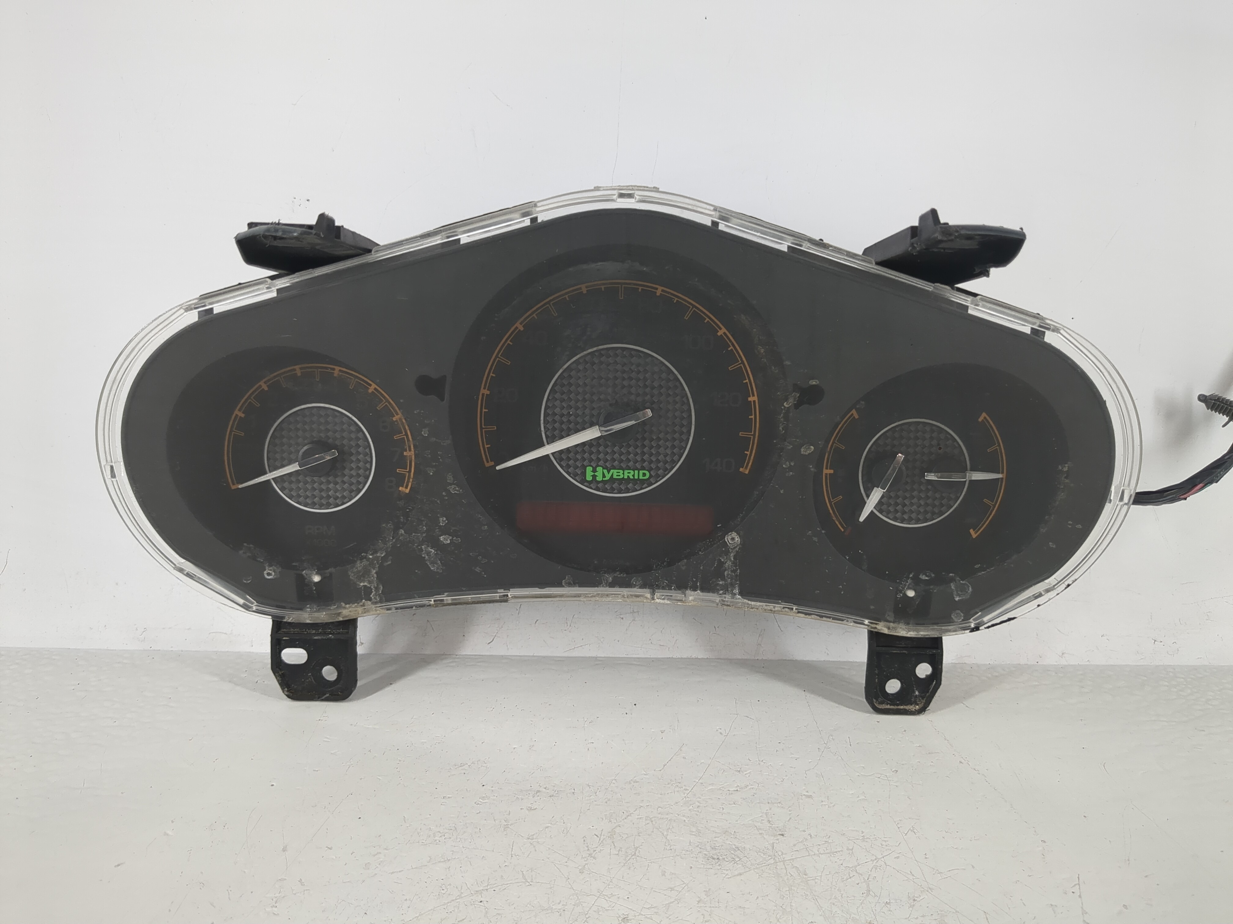 2009-2009 Saturn Aura Speedometer Instrument Cluster Gauges 1145031 - Oemusedautoparts1.com