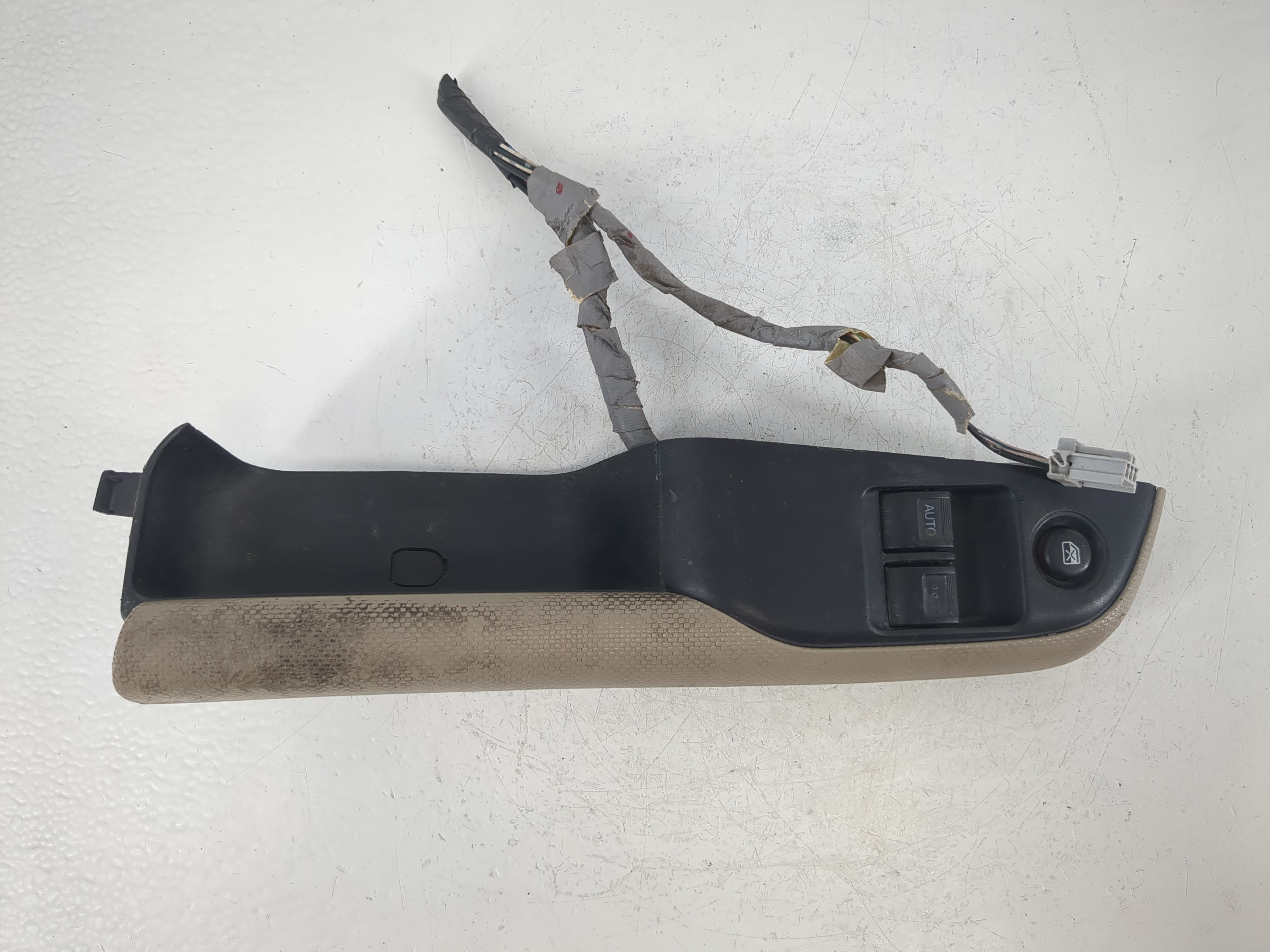 2001-2005 Honda Civic Driver Left Door Master Power Window Switch 1145041 - Oemusedautoparts1.com