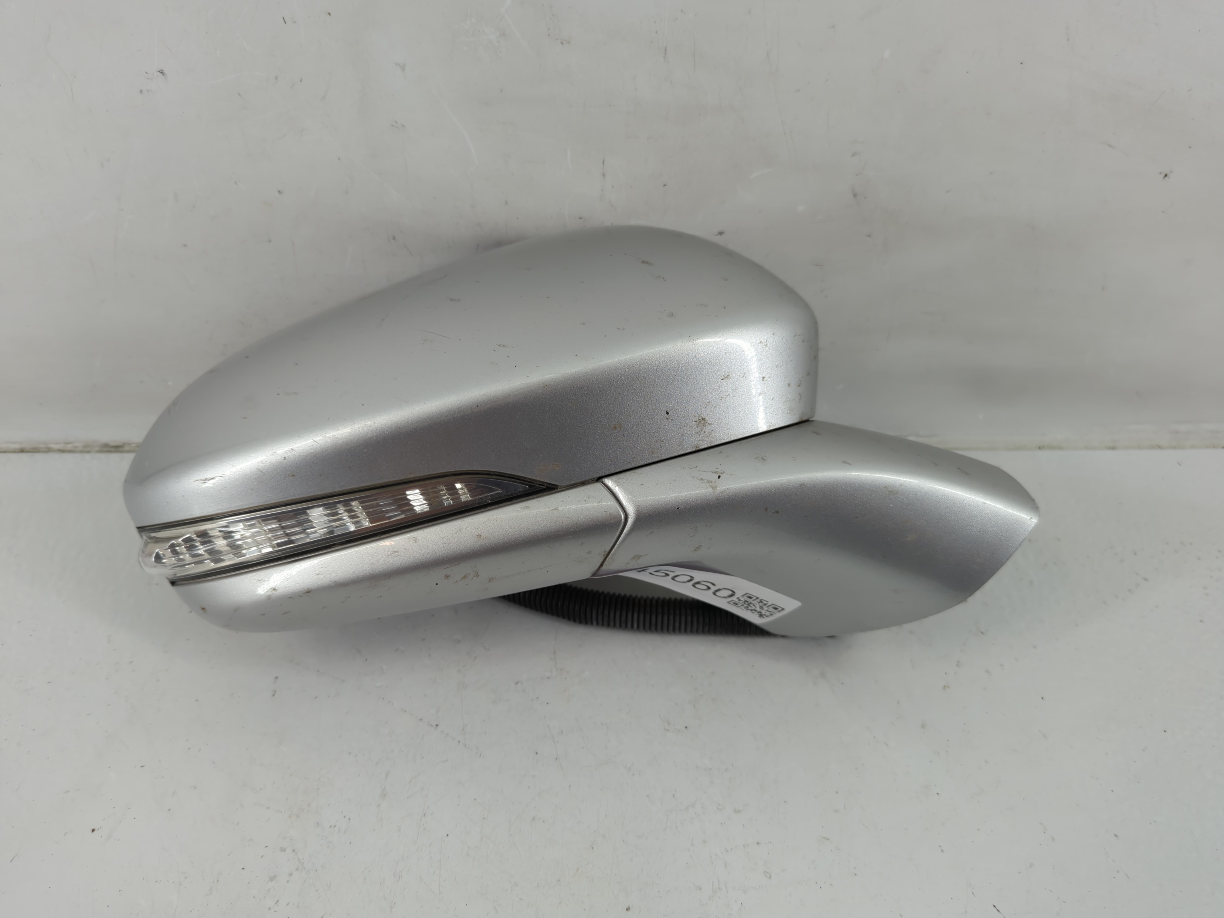 2015-2017 Ford Fusion Passenger Right Side View Power Door Mirror Silver 1145060 - Oemusedautoparts1.com