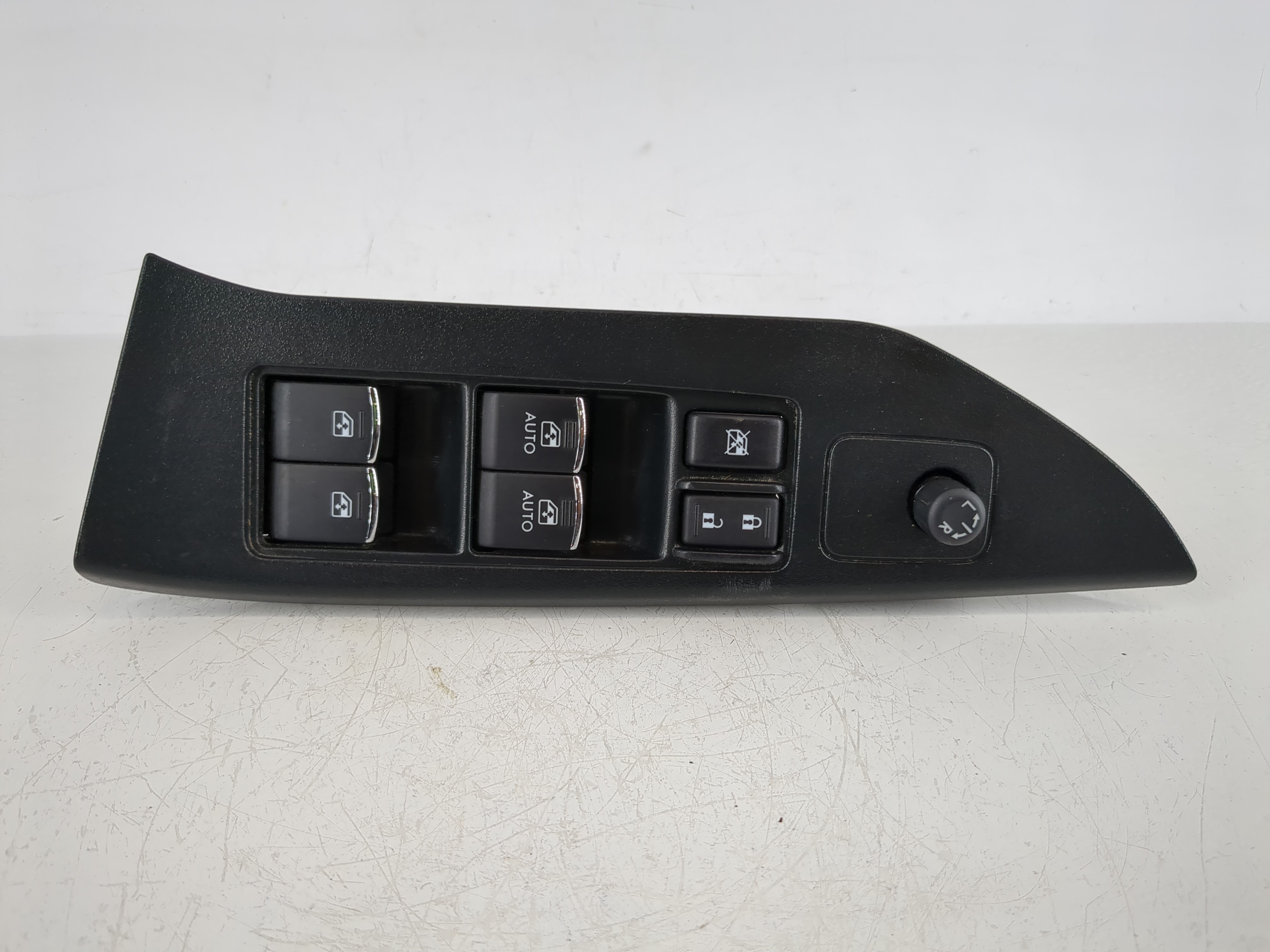 2018 Subaru Forester Driver Left Door Master Power Window Switch 1145071 - Oemusedautoparts1.com