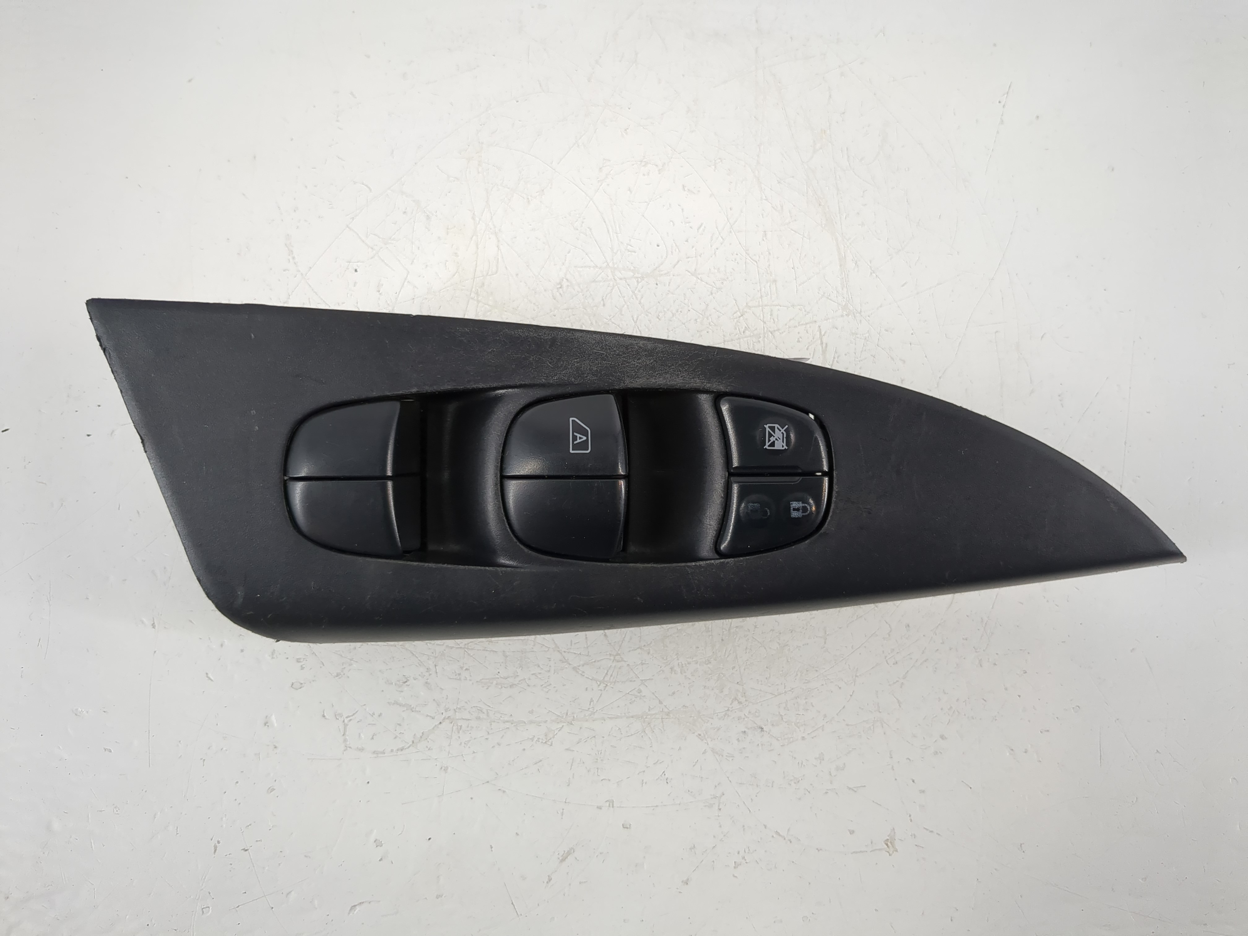 Picture of 2013-2019 Nissan Sentra Driver Left Door Master Power Window Switch 1145077