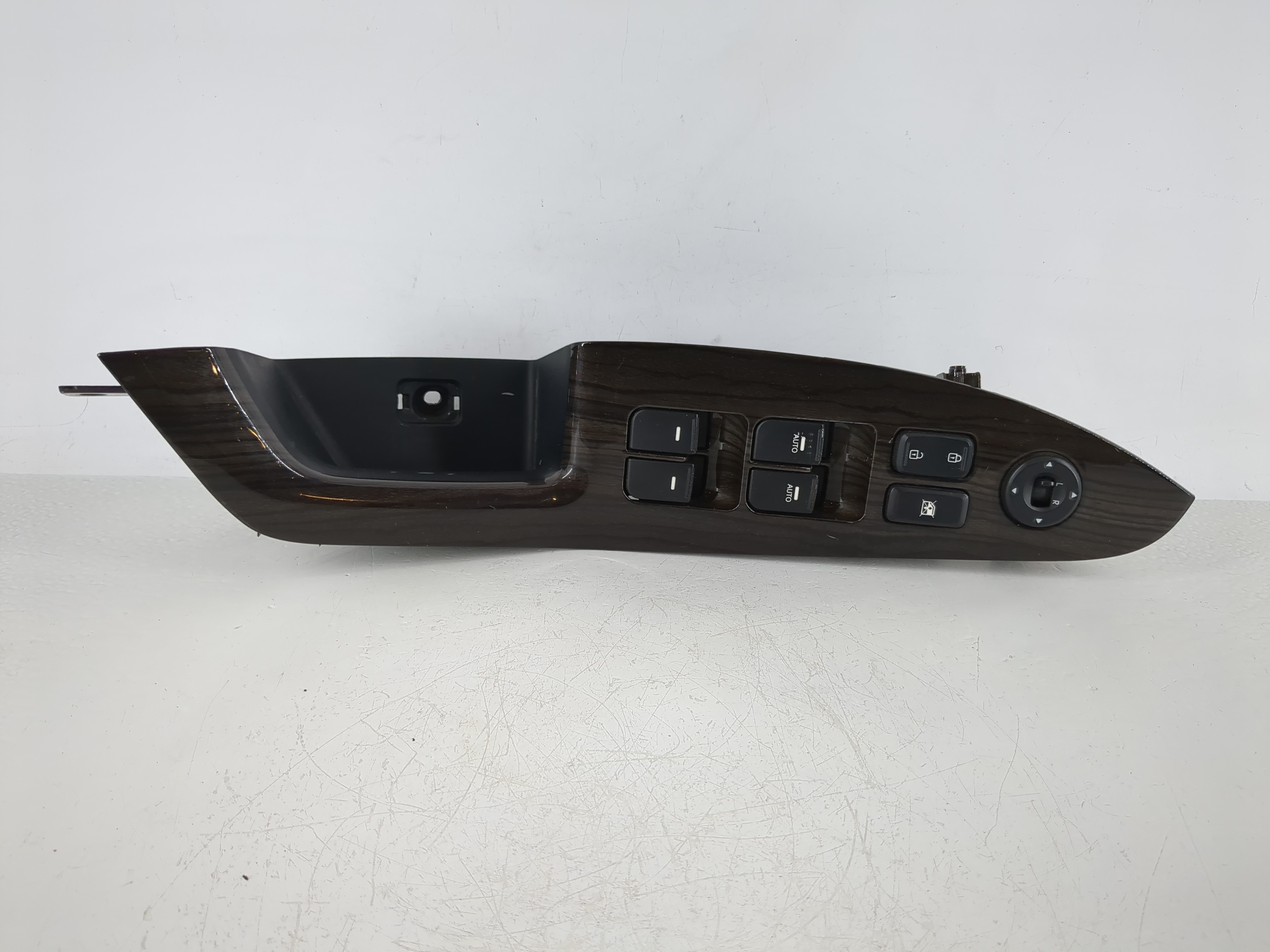 Picture of 2011-2013 Kia Optima Driver Left Door Master Power Window Switch 1145081