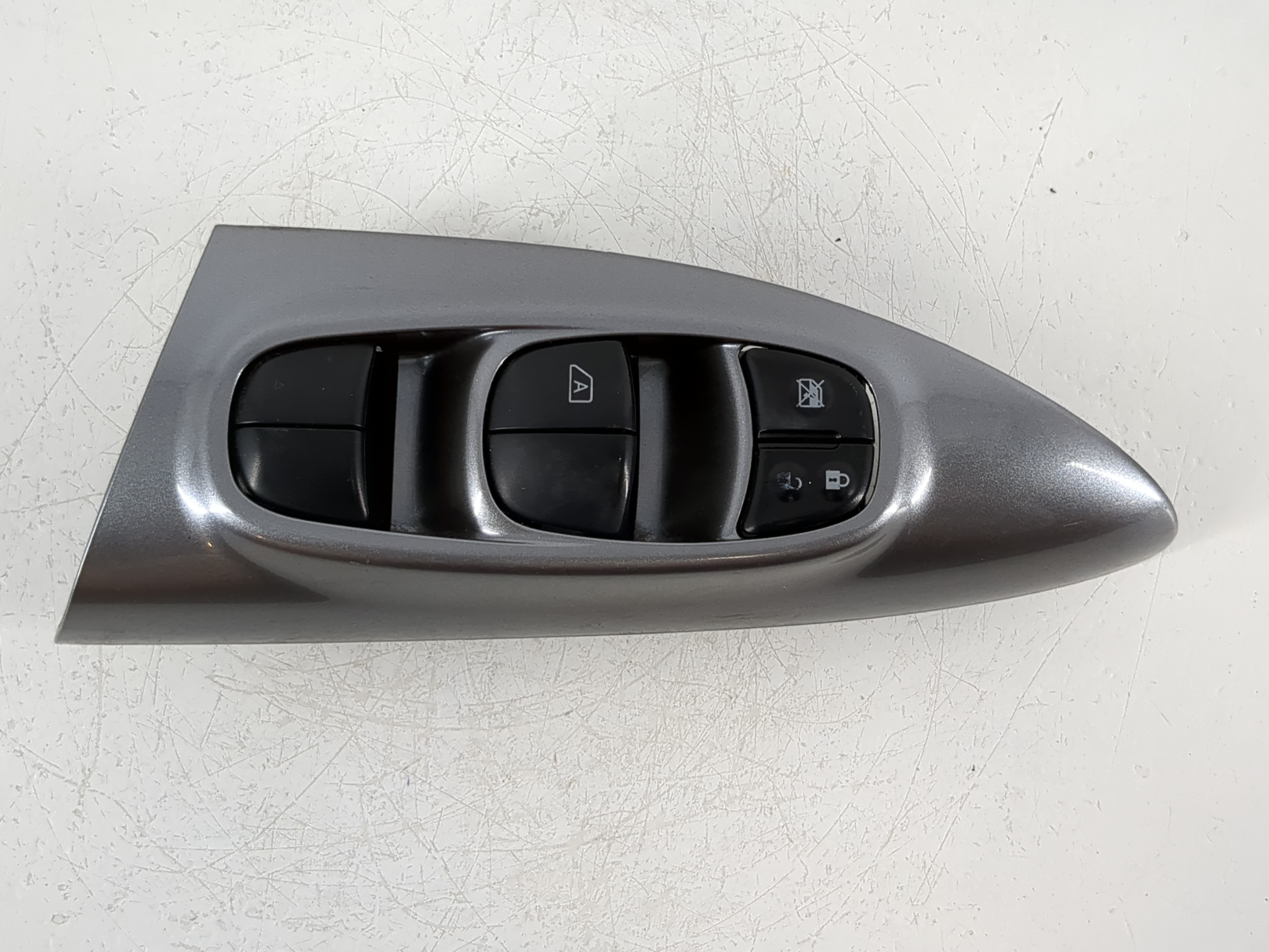 2011-2017 Nissan Juke Driver Left Door Master Power Window Switch 1145086 - Oemusedautoparts1.com