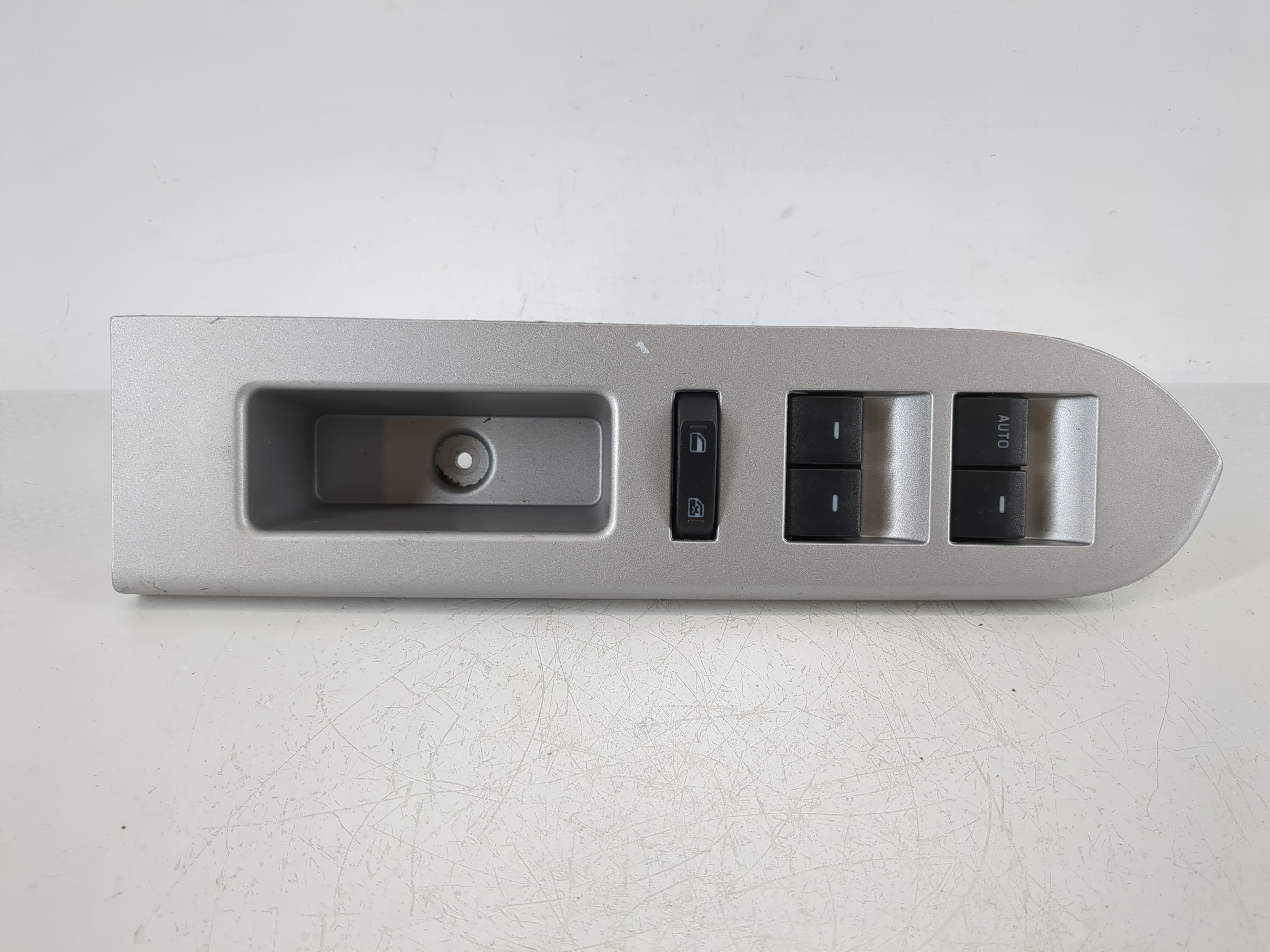 Picture of 2008-2011 Mercury Mariner Driver Left Door Master Power Window Switch 1145092