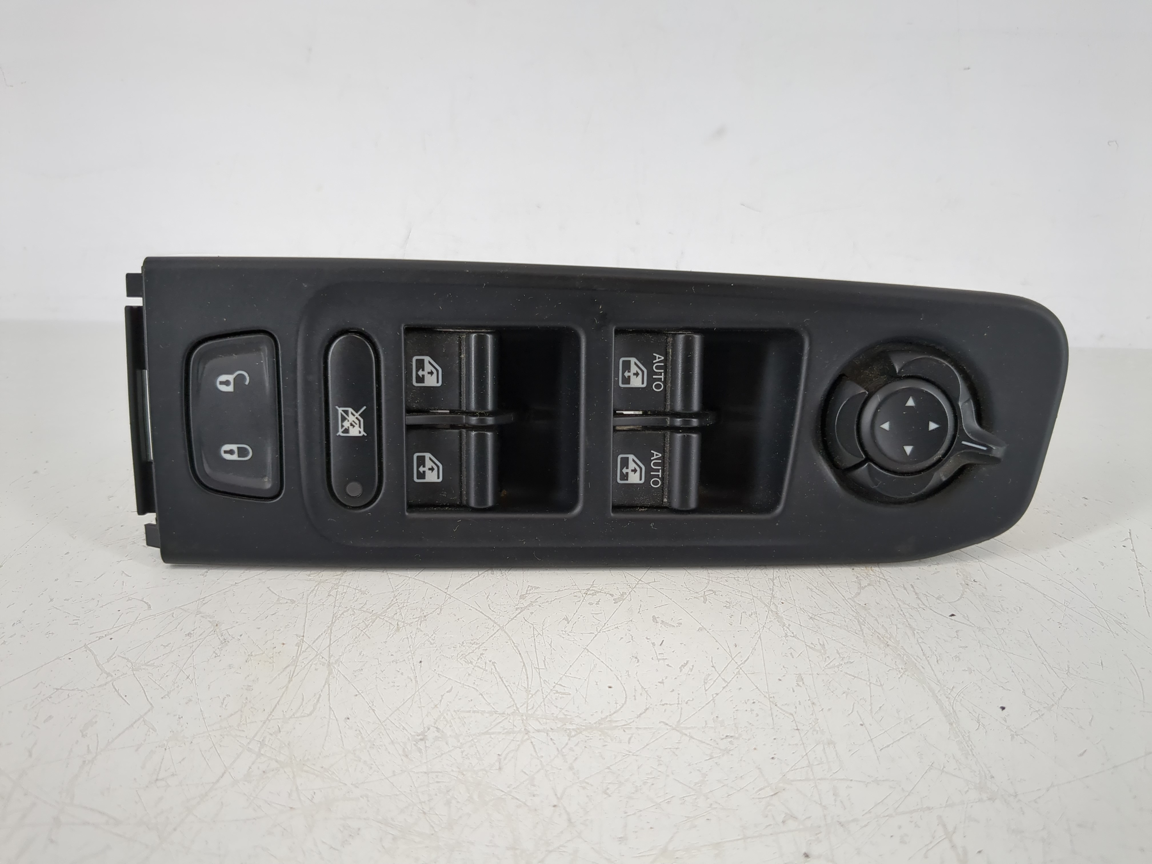 2015-2022 Jeep Renegade Driver Left Door Master Power Window Switch 1145095 - Oemusedautoparts1.com