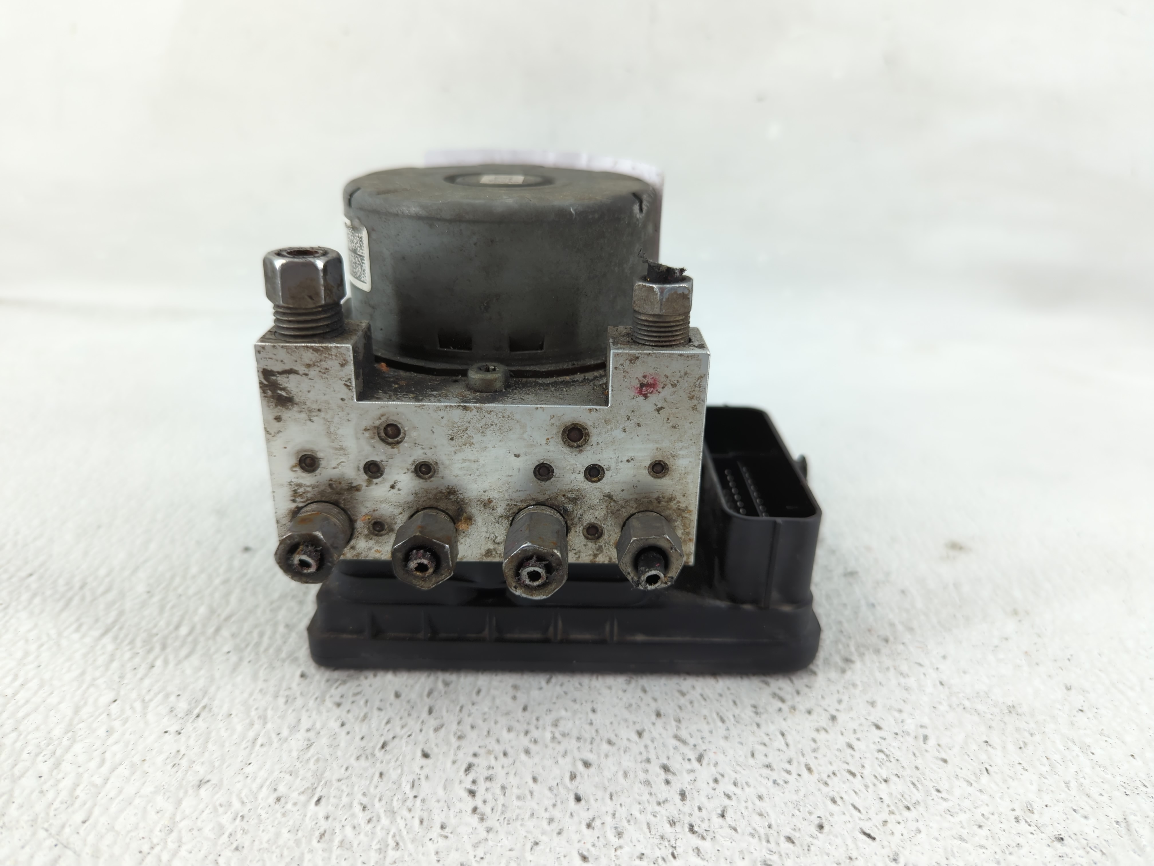 2018-2022 Chrysler 300 Abs Pump Control Module 1145143 - Oemusedautoparts1.com