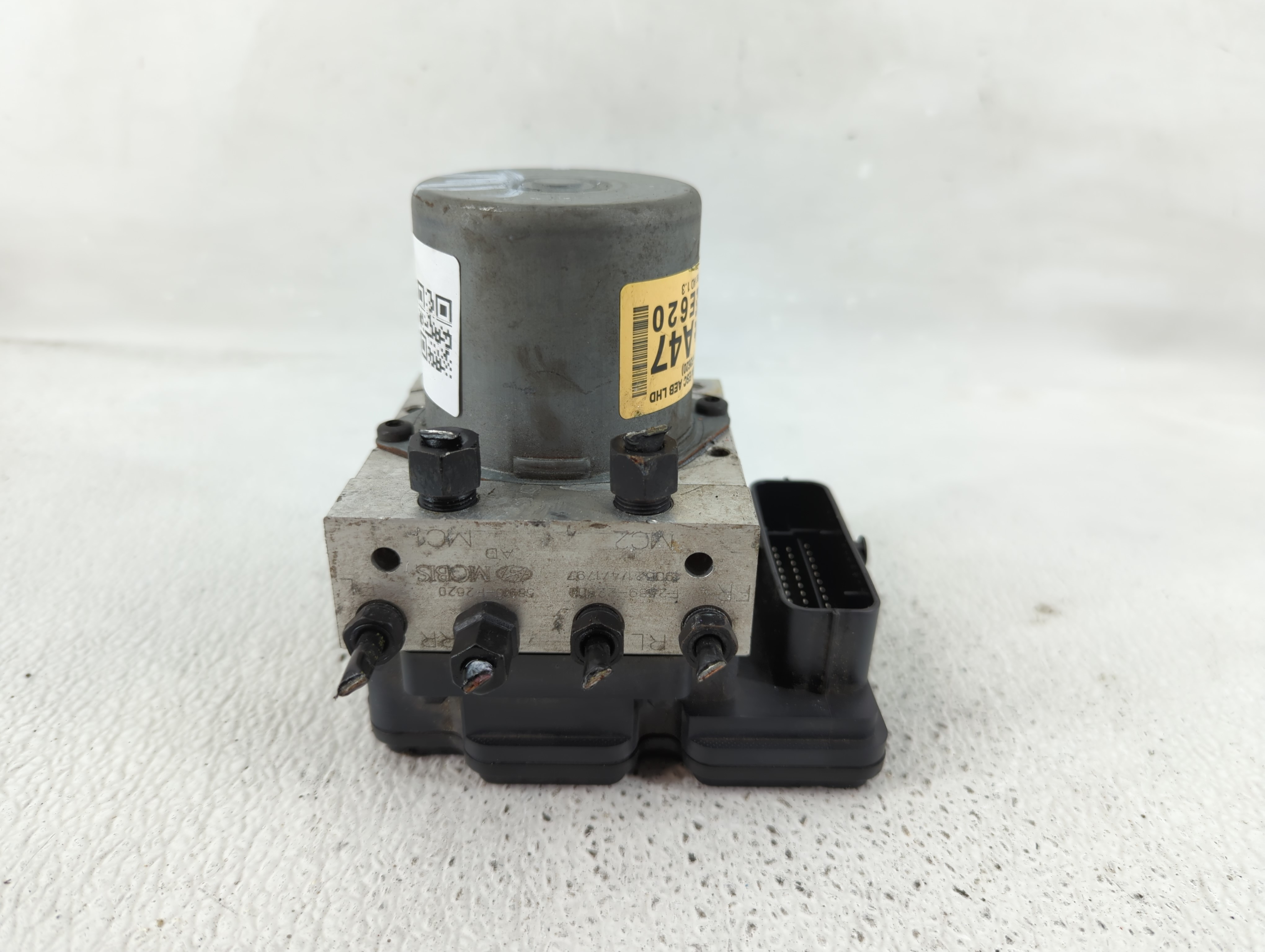 Picture of 2019-2020 Hyundai Elantra Abs Pump Control Module 1145152