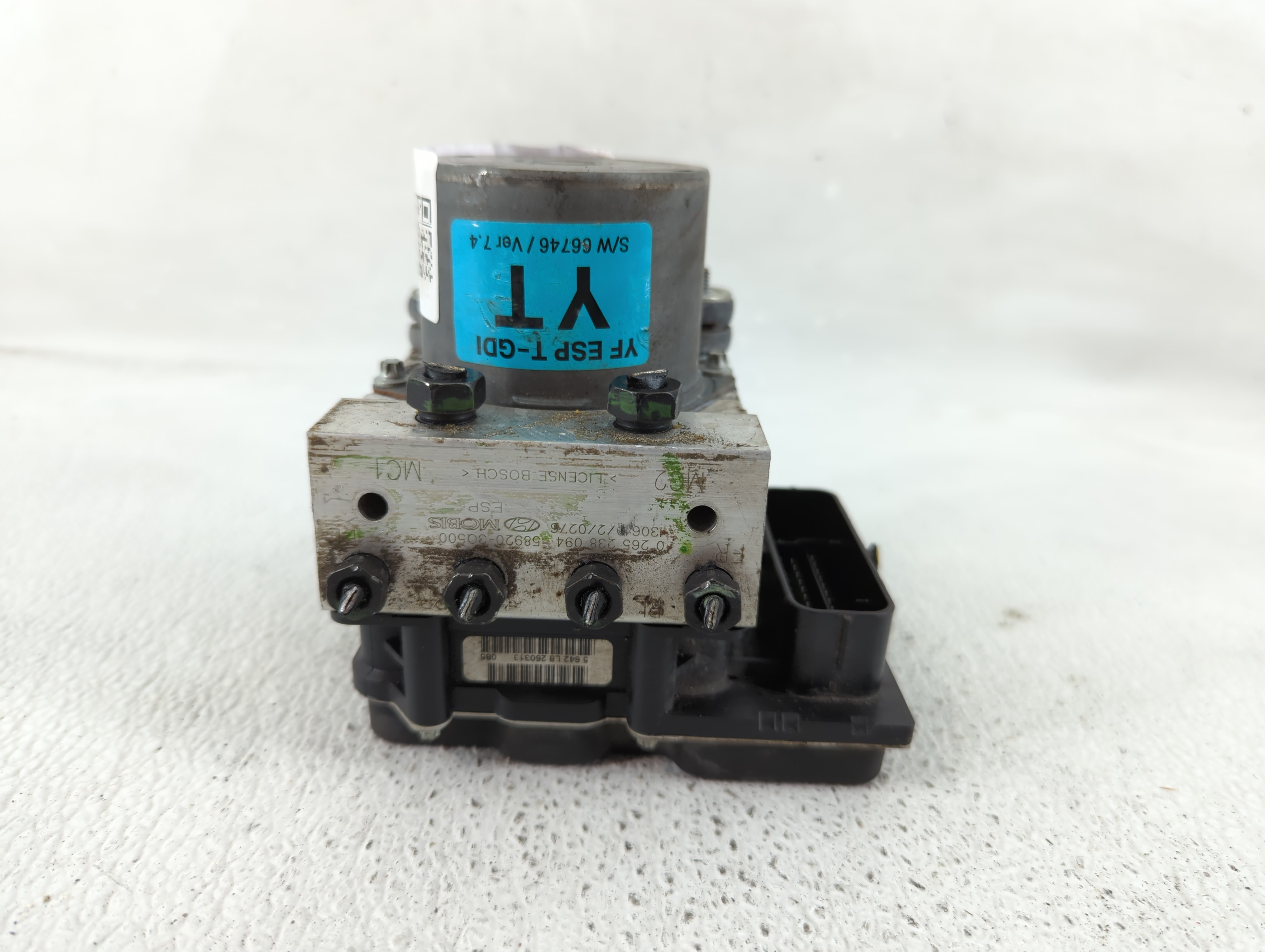 Picture of 2011-2013 Hyundai Sonata Abs Pump Control Module 1145155