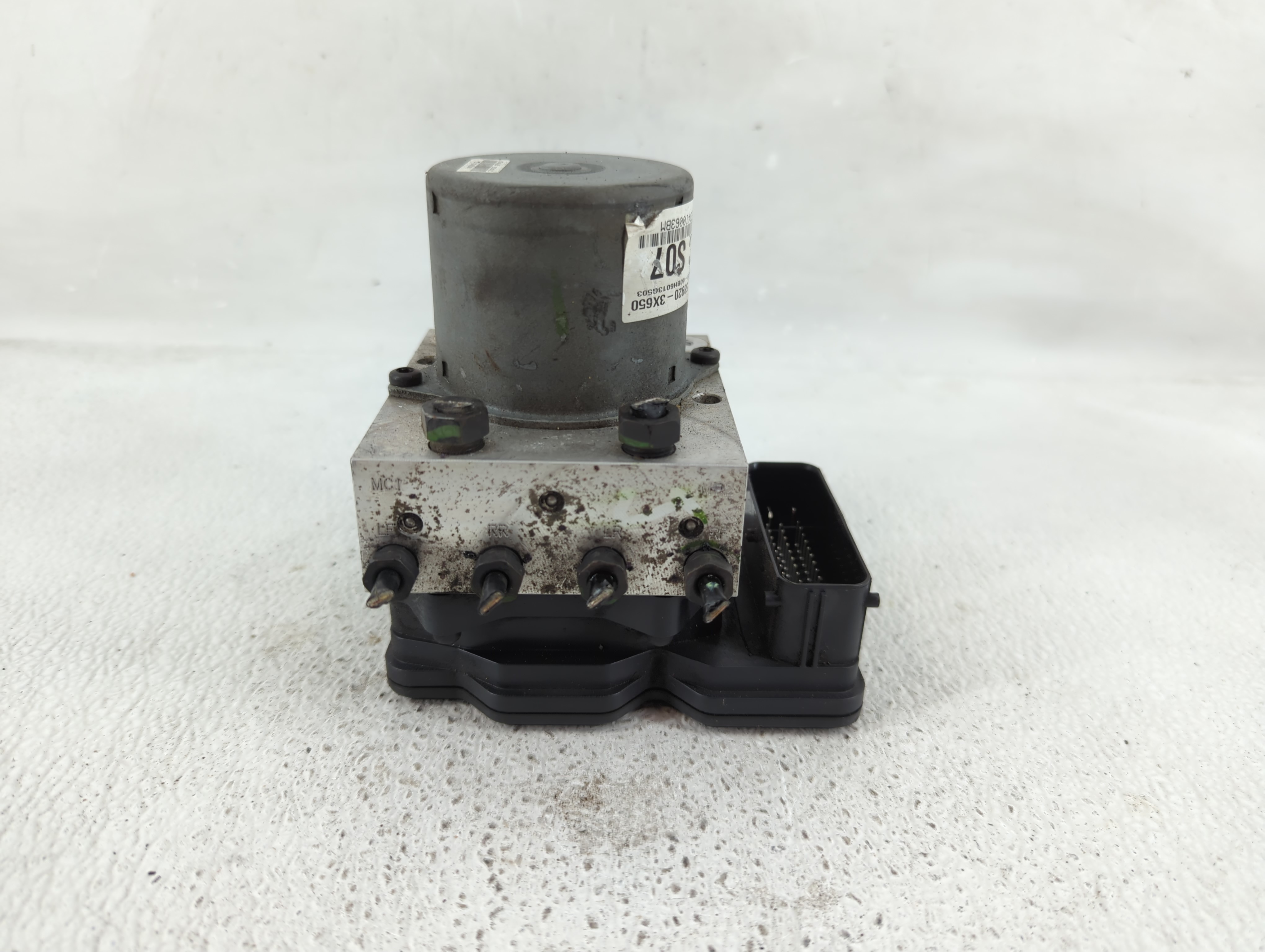 Picture of 2011-2013 Hyundai Elantra Abs Pump Control Module 1145178
