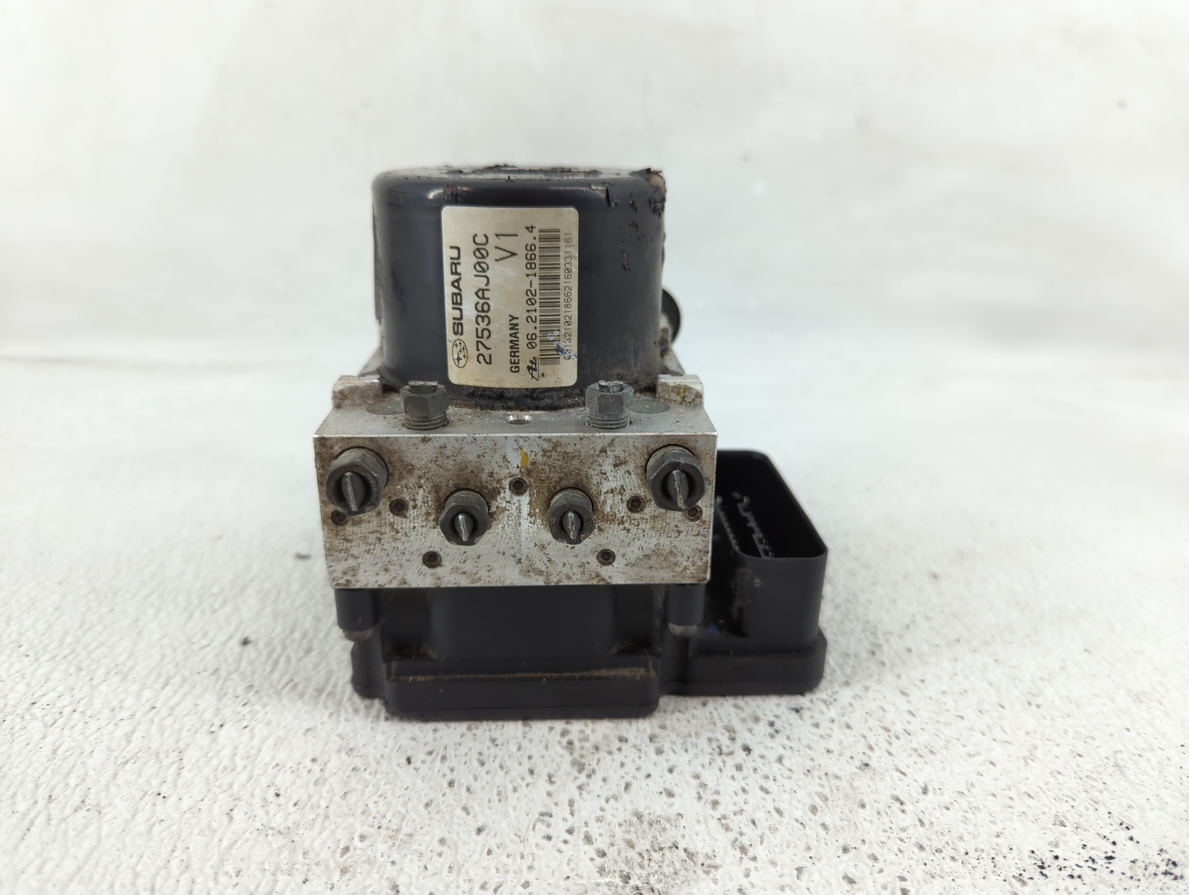 Picture of 2010-2011 Subaru Legacy Abs Pump Control Module 1145189