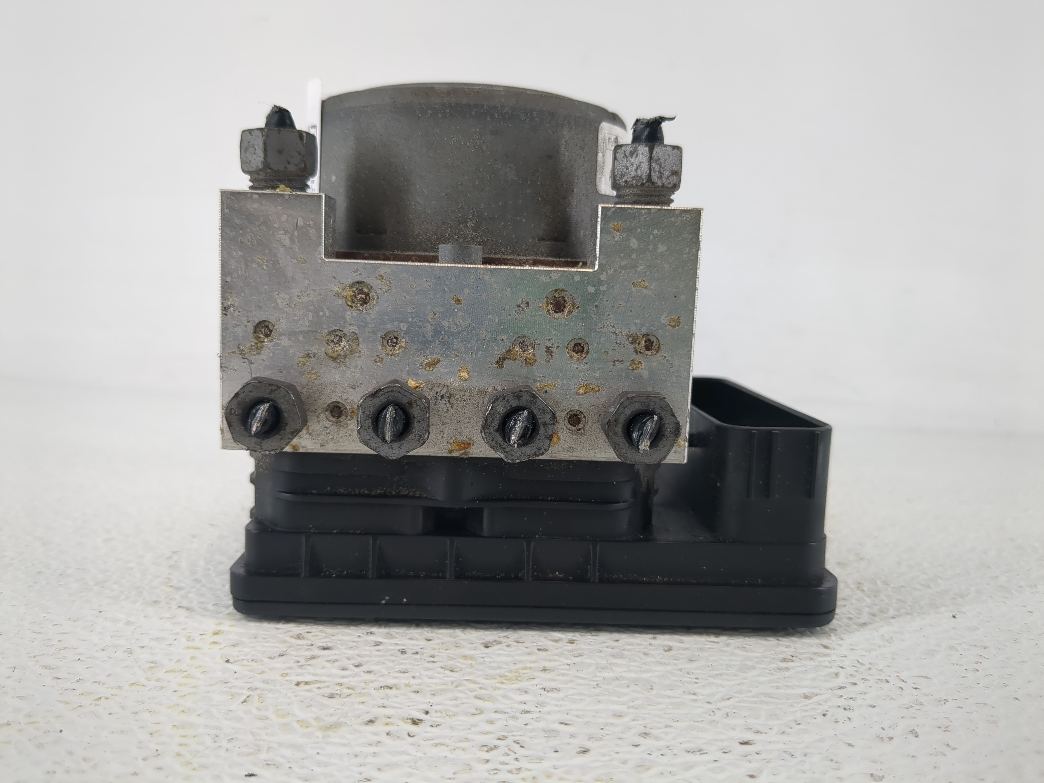 2013-2013 Ford Fusion Automatic Braking System (abs) Dg9c-2c405-ah 1145220 - Oemusedautoparts1.com