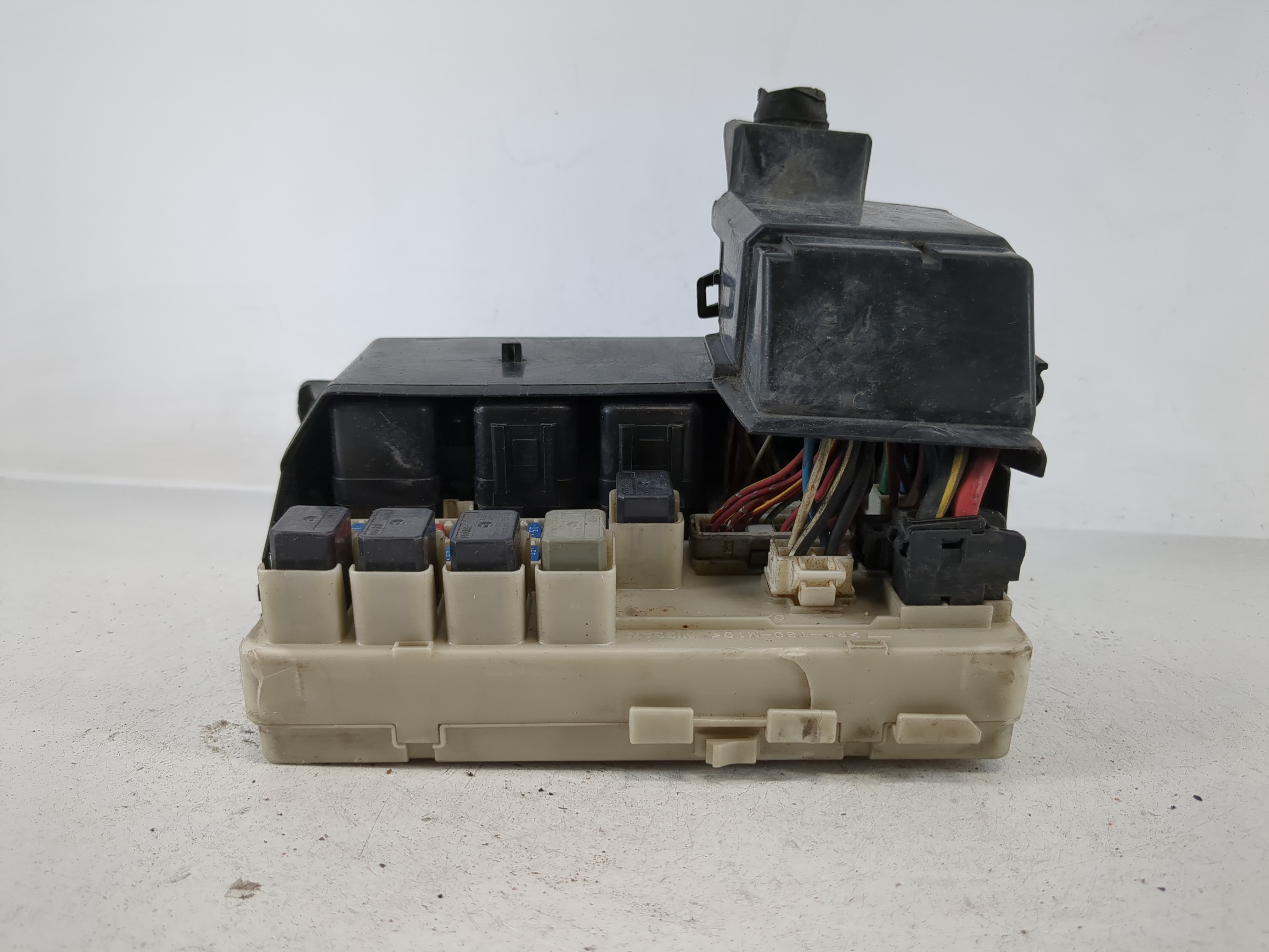 2002-2006 Nissan Altima Fusebox Fuse Box Relay Module 284b7aq004 1145348 - Oemusedautoparts1.com