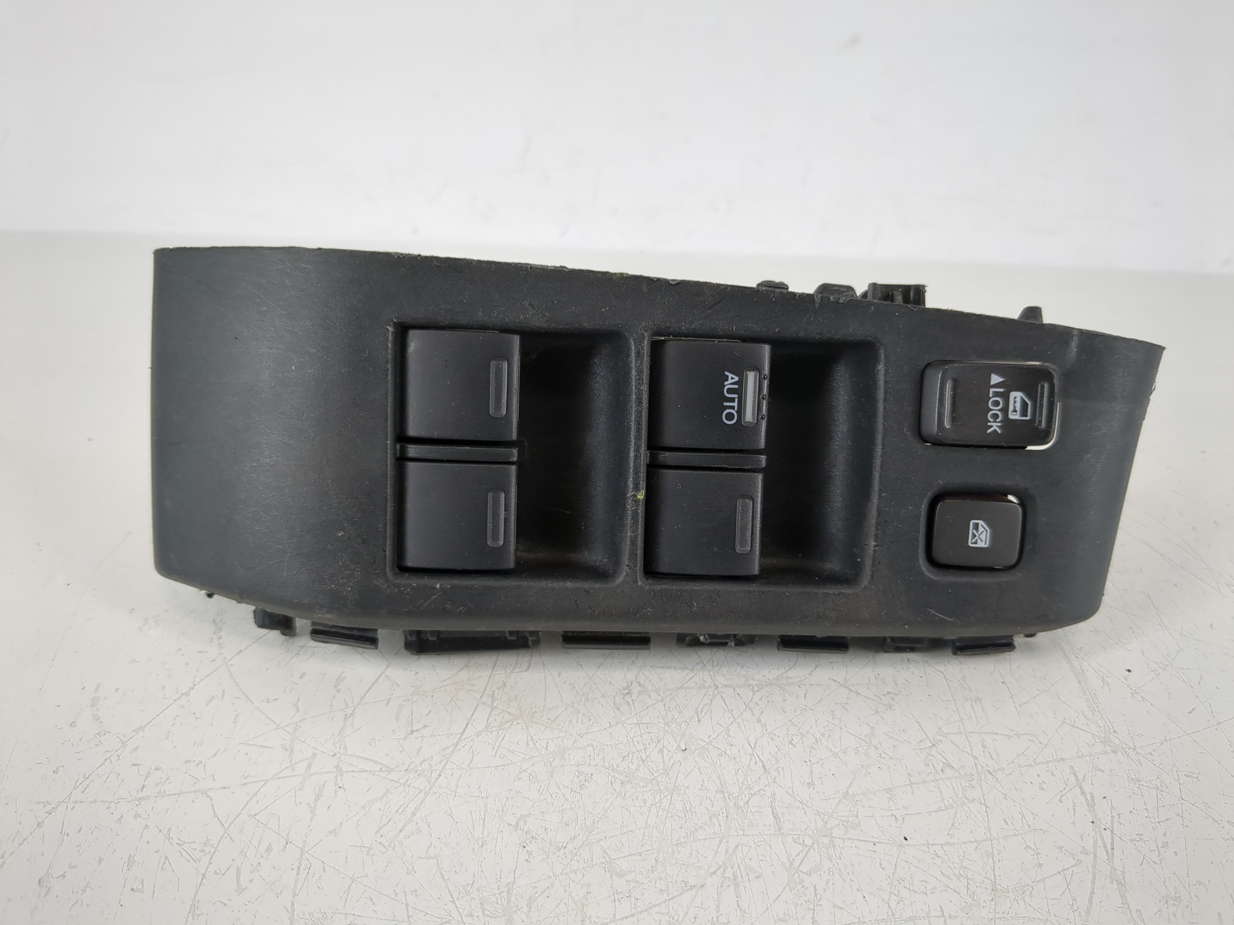 Picture of 2009-2014 Honda Fit Driver Left Door Master Power Window Switch M38467 1145381