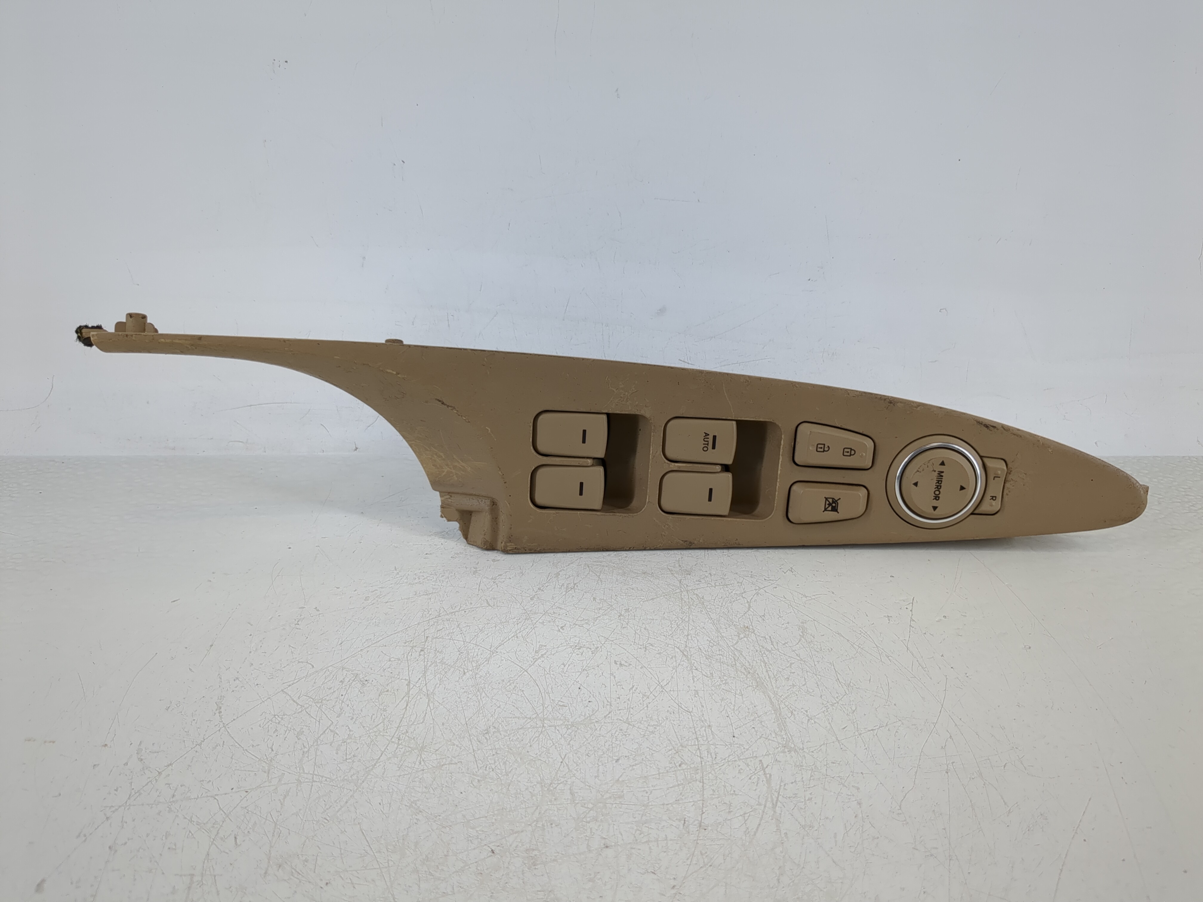 2011-2015 Hyundai Sonata Driver Left Door Master Power Window Switch 1145439 - Oemusedautoparts1.com
