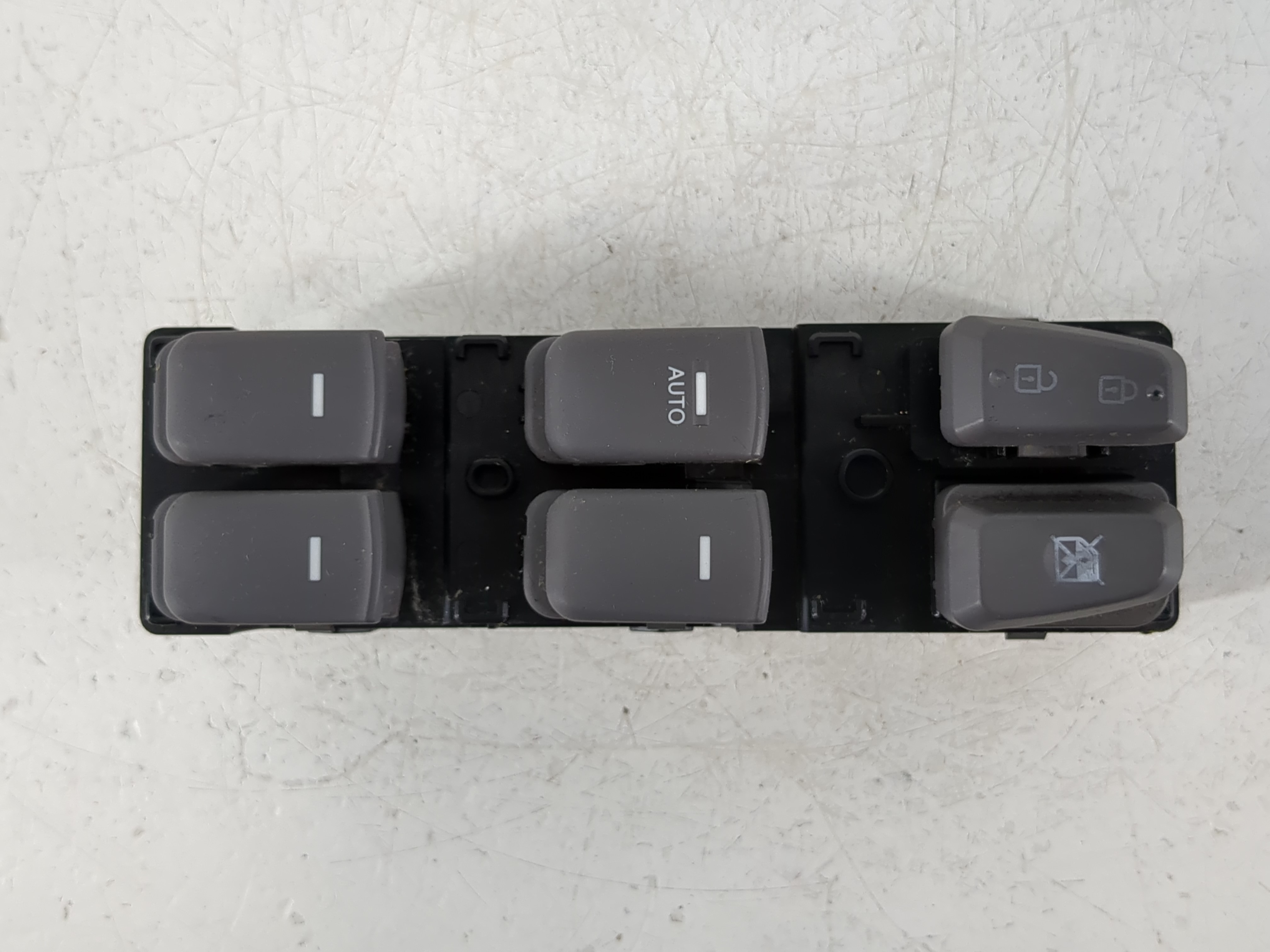 2011-2015 Hyundai Sonata Driver Left Door Master Power Window Switch 1145464 - Oemusedautoparts1.com