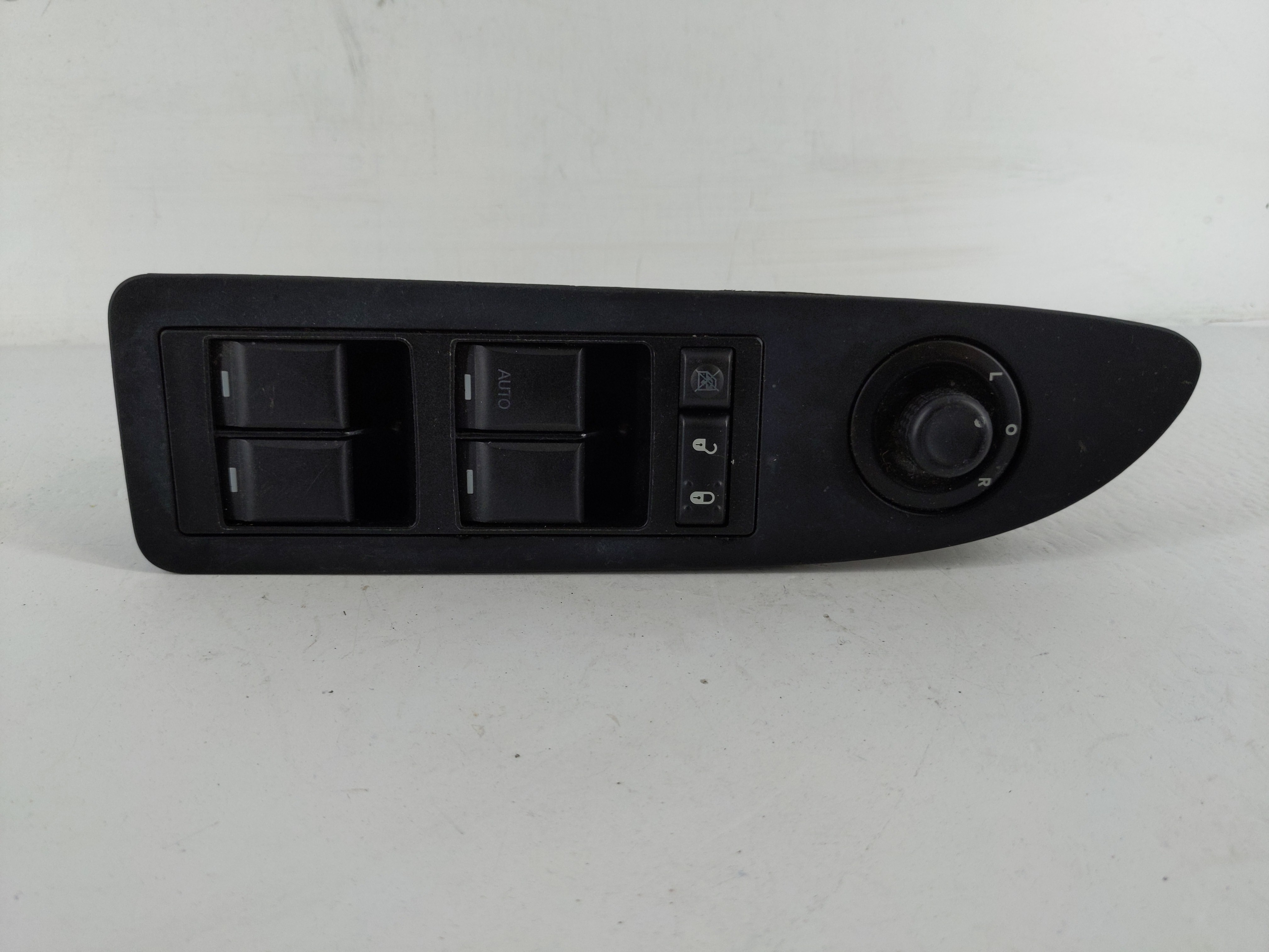 2008-2014 Dodge Avenger Driver Left Door Master Power Window Switch 1145506 - Oemusedautoparts1.com