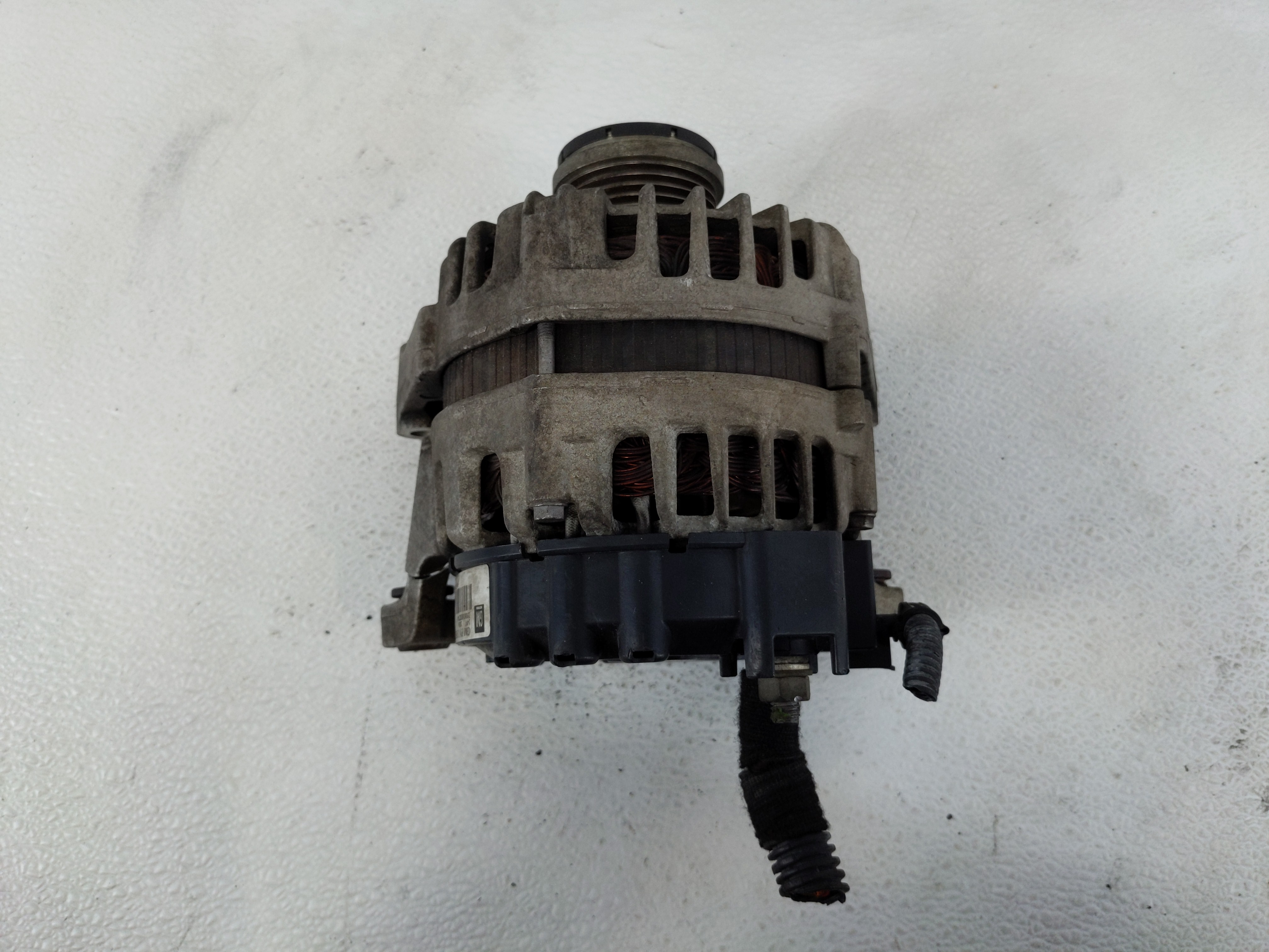2012 Chevrolet Cruze Alternator Generator Charging Assembly Engine Oem 1145523 - Oemusedautoparts1.com