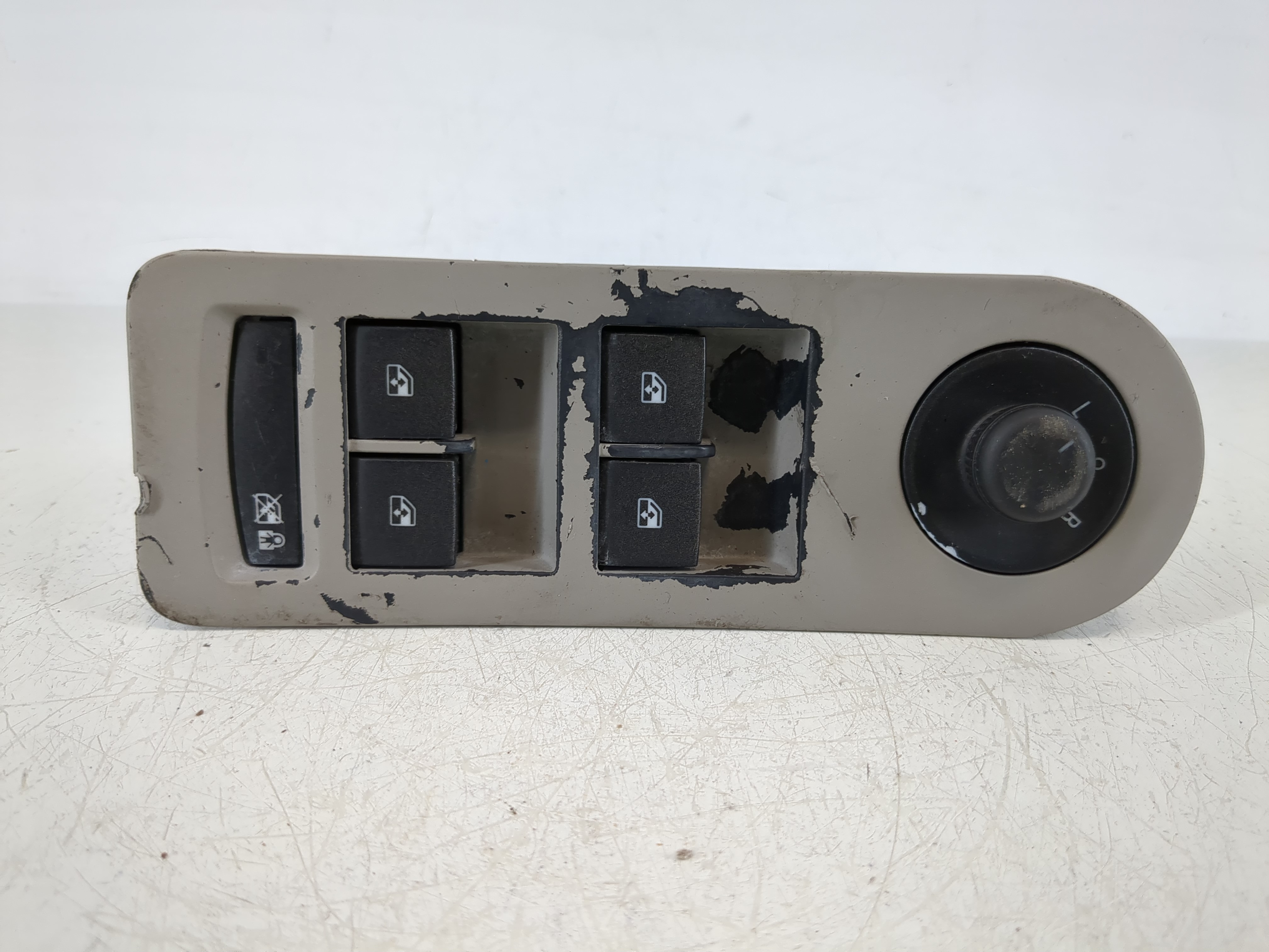 2010-2013 Buick Lacrosse Driver Left Door Master Power Window Switch 1145542 - Oemusedautoparts1.com