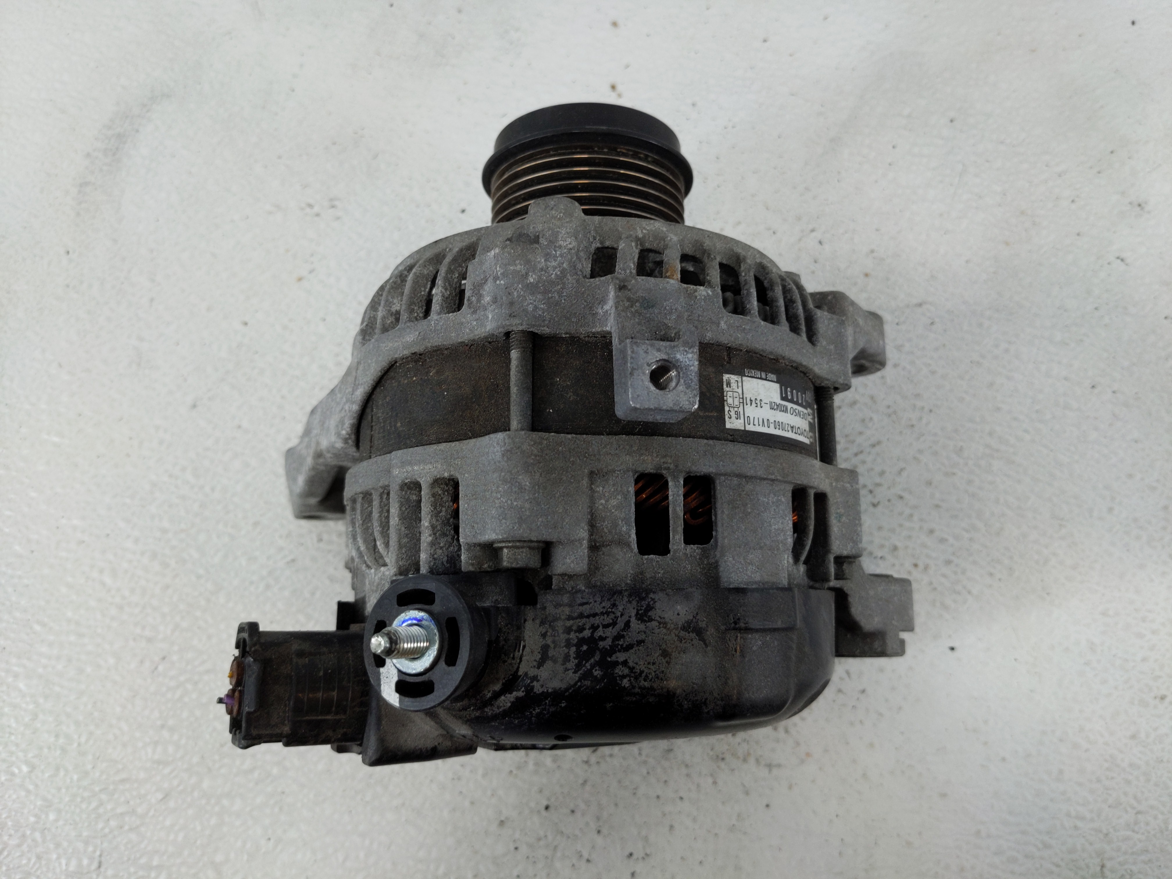 Picture of 2015-2017 Toyota Camry Alternator Generator Charging Assembly Engine Oem 1145547