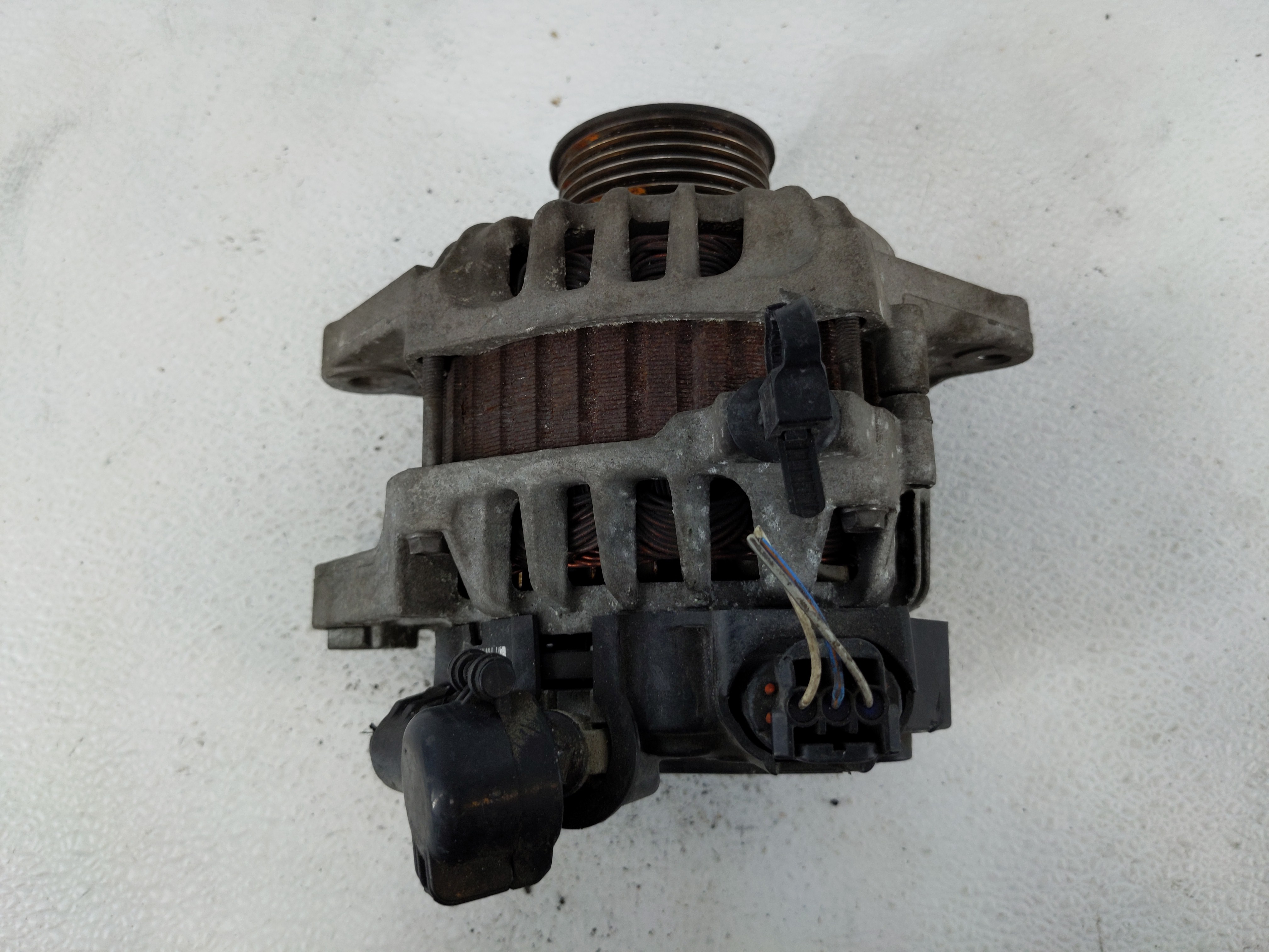 2012 Hyundai Veloster Alternator Generator Charging Assembly Engine Oem 1145548 - Oemusedautoparts1.com