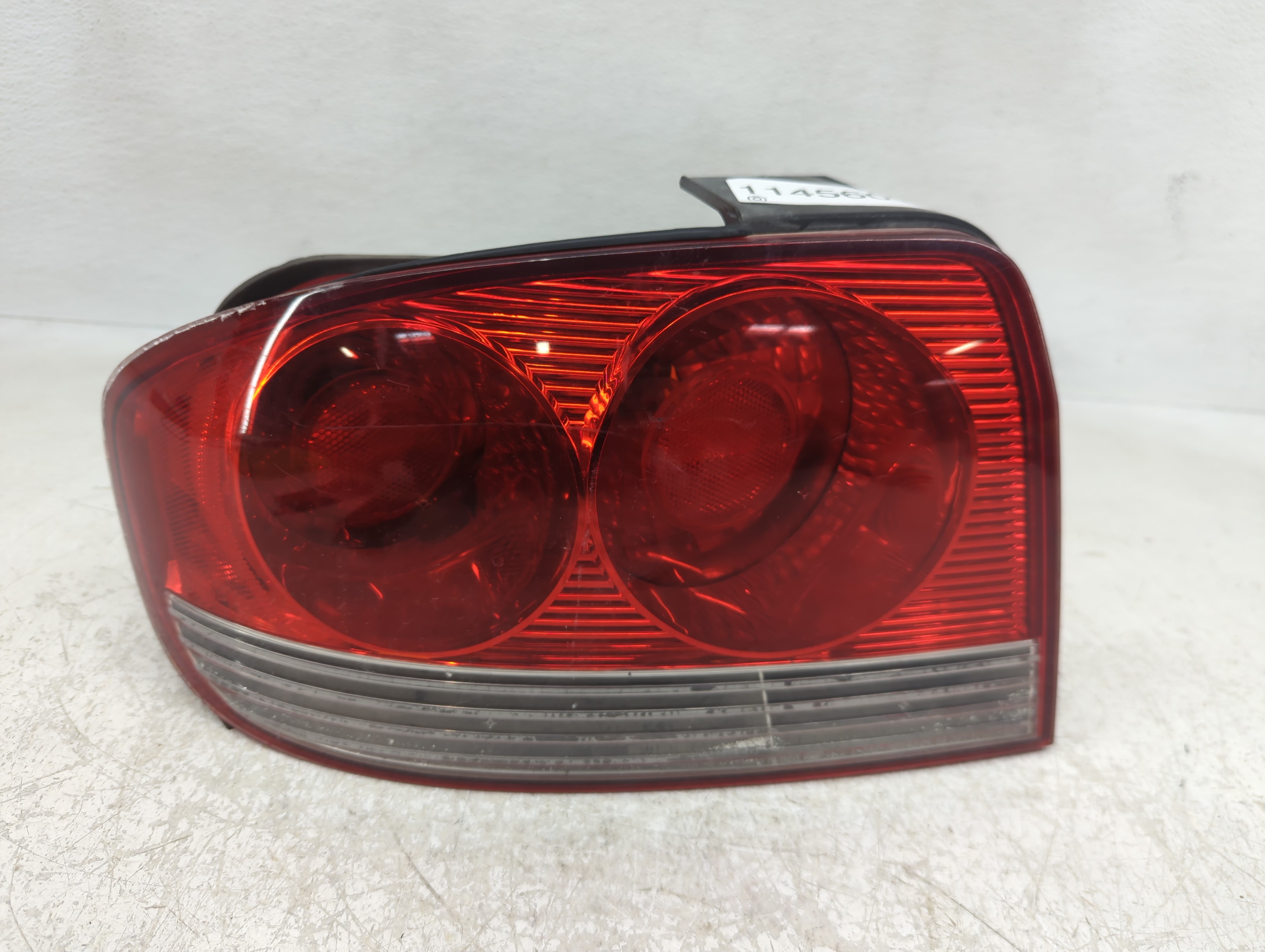 2002-2005 Hyundai Sonata Driver Left Side Tail Light Taillight Oem 1145607 - Oemusedautoparts1.com