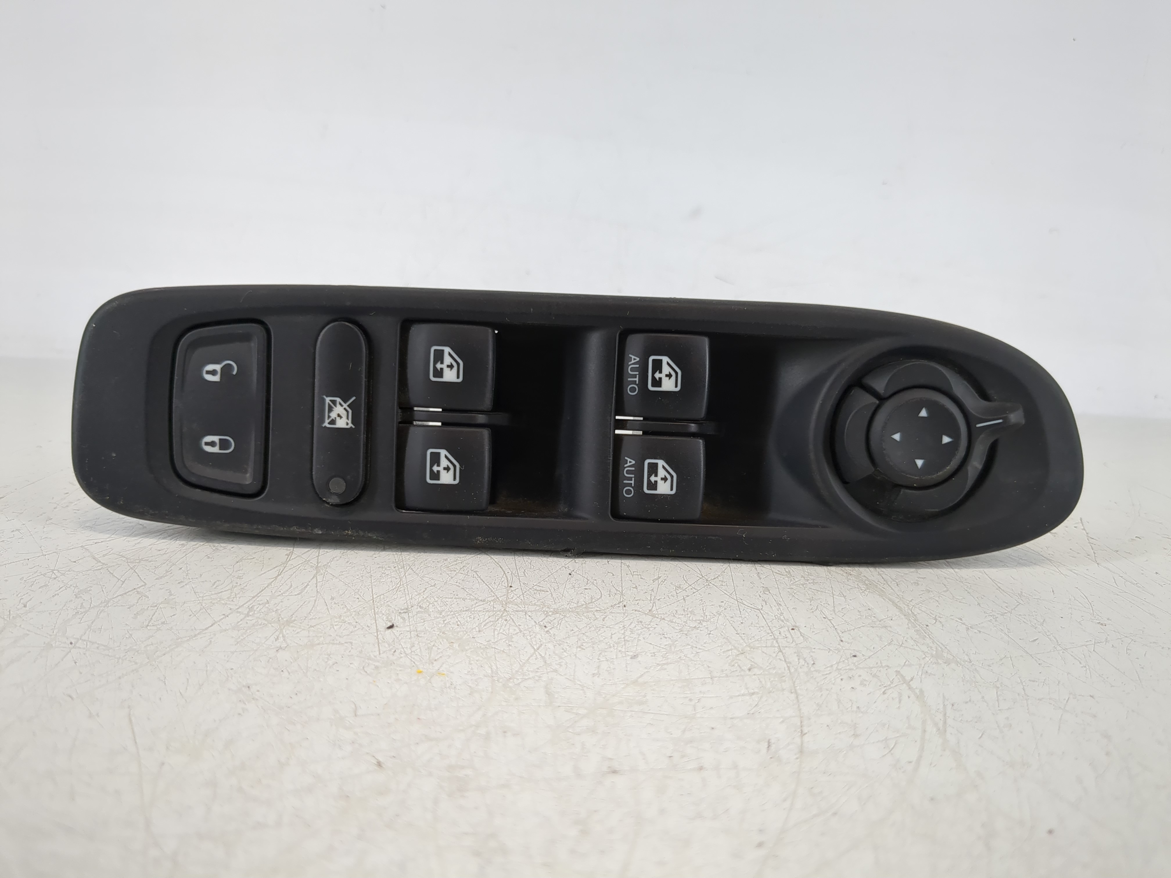 2019 Jeep Compass Driver Left Door Master Power Window Switch 1145610 - Oemusedautoparts1.com