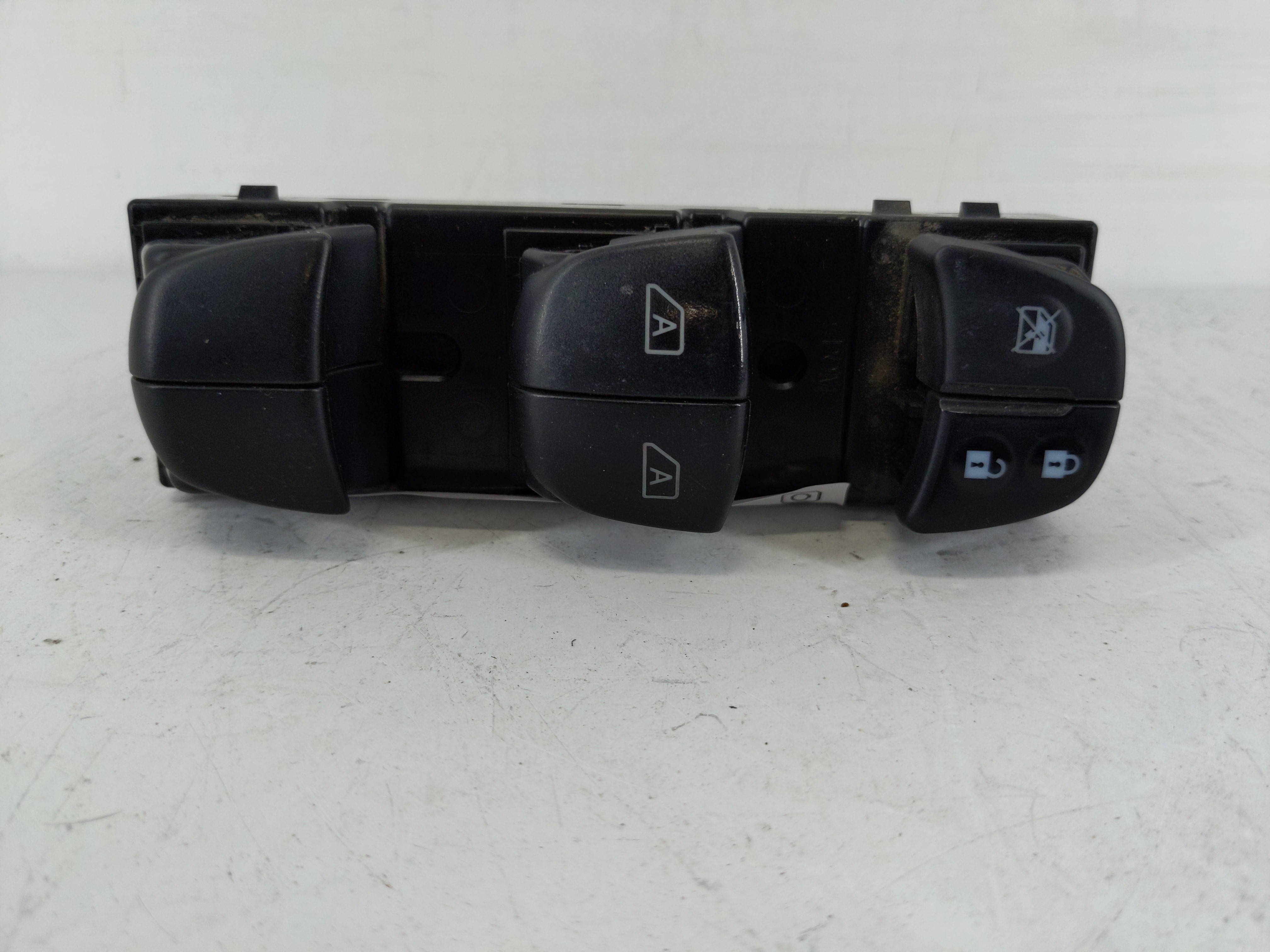 Picture of 2013-2020 Nissan Pathfinder Driver Left Door Master Power Window Switch 1145627