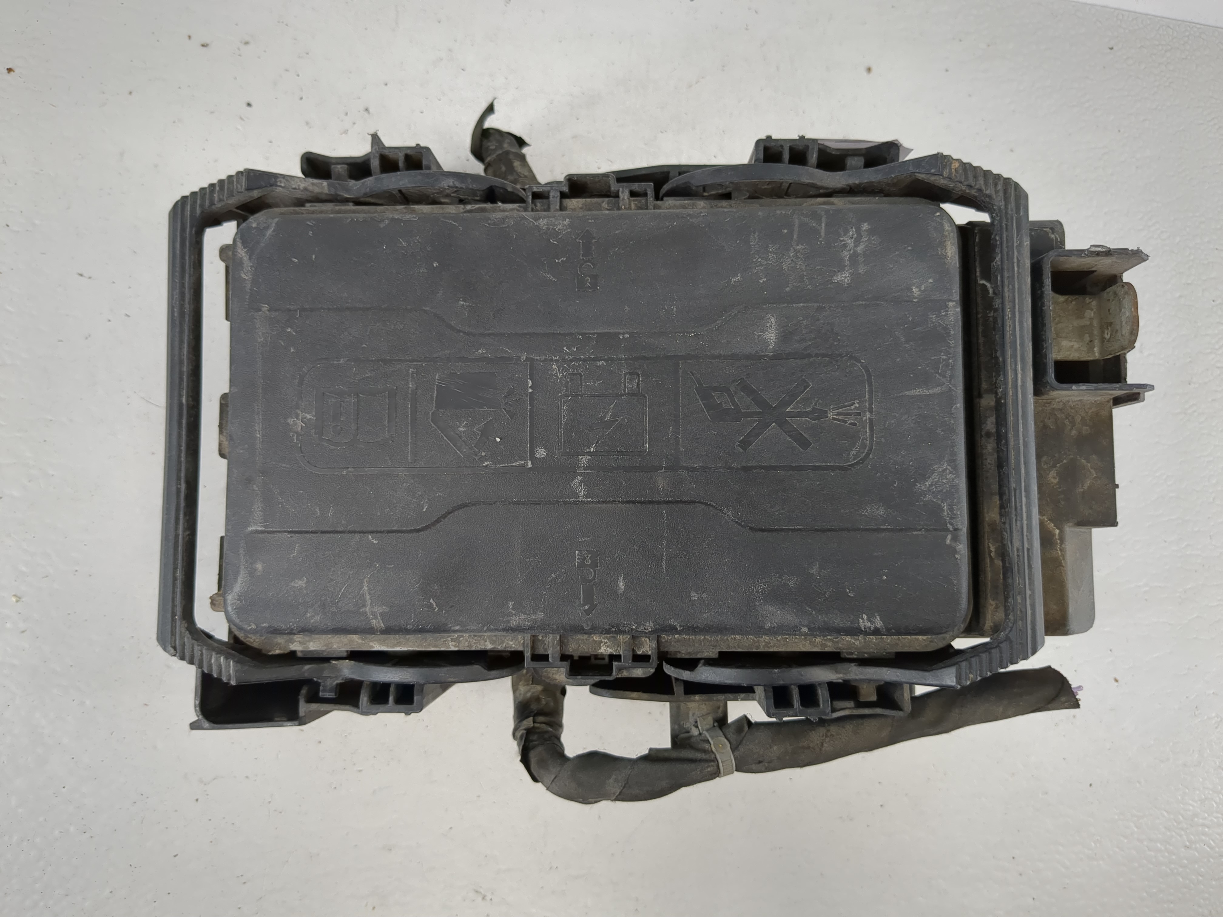 2019-2019 Chevrolet Malibu Fusebox Fuse Box Relay Module 1145652 - Oemusedautoparts1.com
