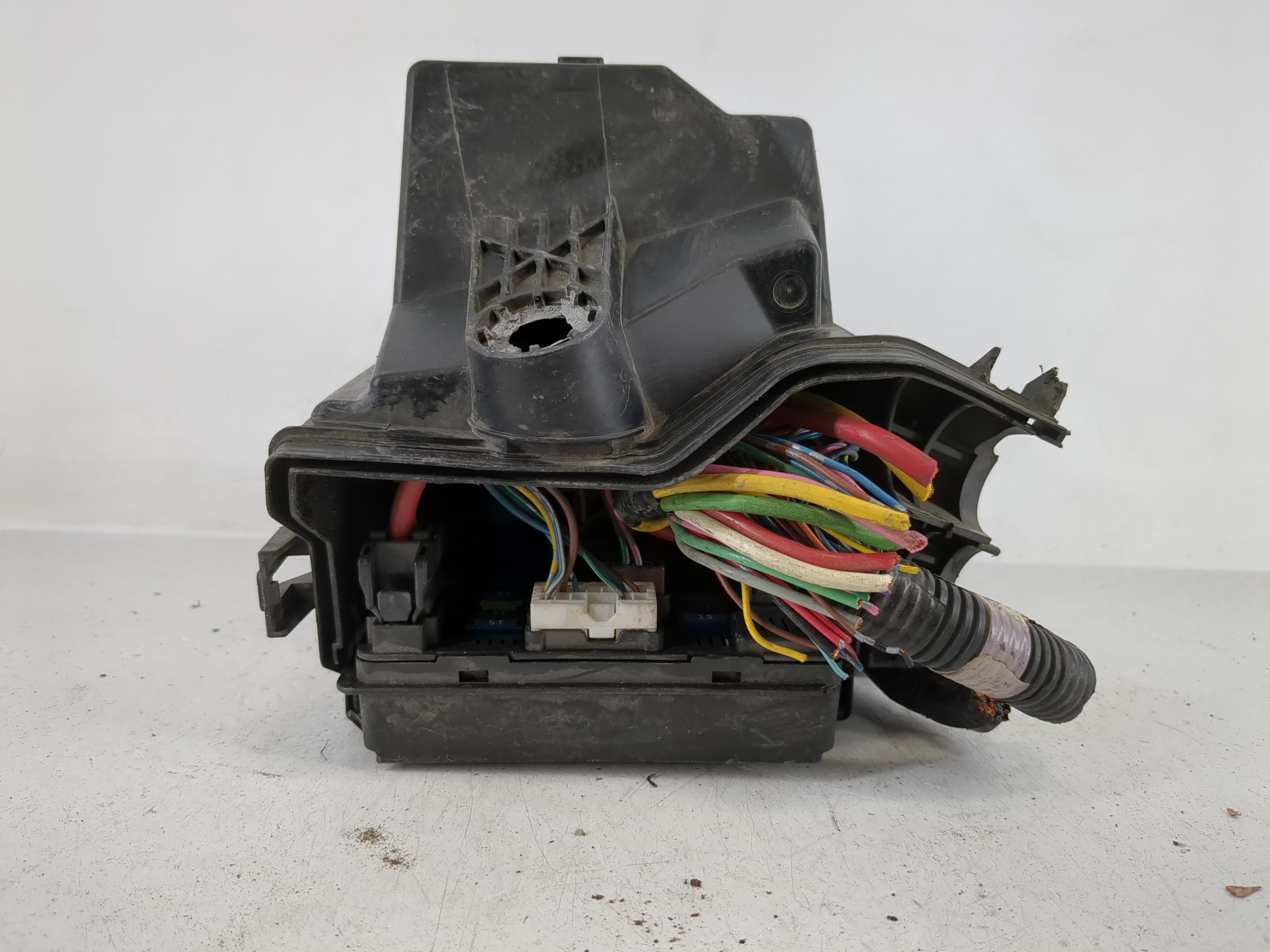 2013-2019 Nissan Versa Fusebox Fuse Box Relay Module 1145660 - Oemusedautoparts1.com