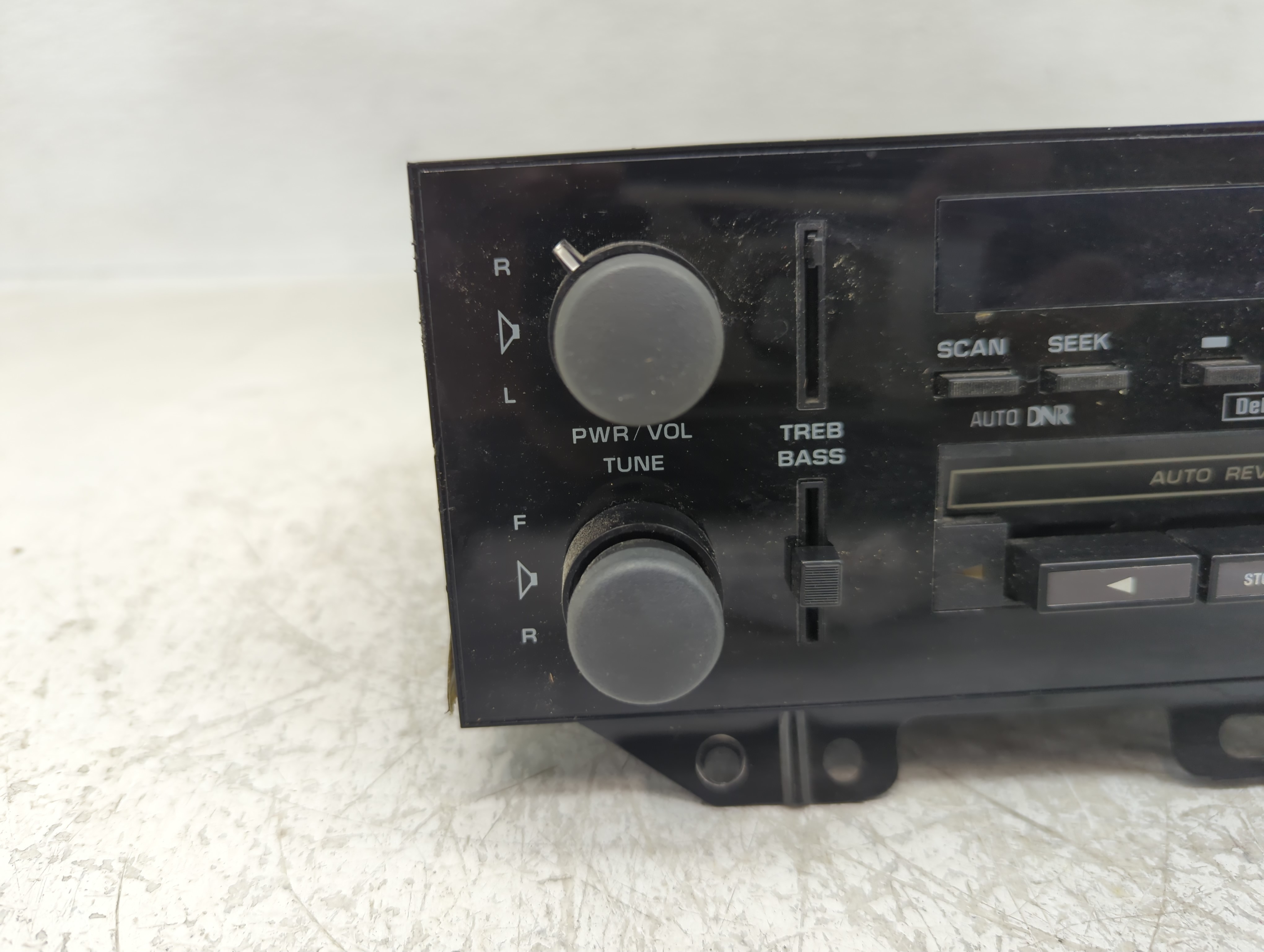 1993 Oldsmobile Cutlass Supreme Am Fm Cd Player Radio Receiver 1145693 - Oemusedautoparts1.com