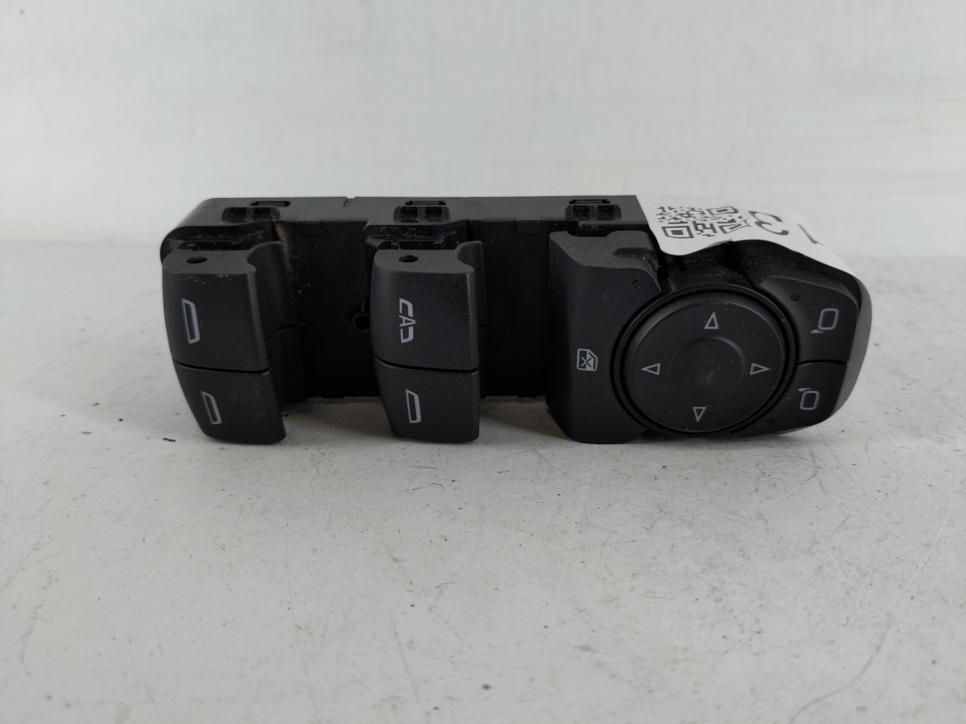 2018-2022 Chevrolet Traverse Driver Left Door Master Power Window Switch 1145713 - Oemusedautoparts1.com
