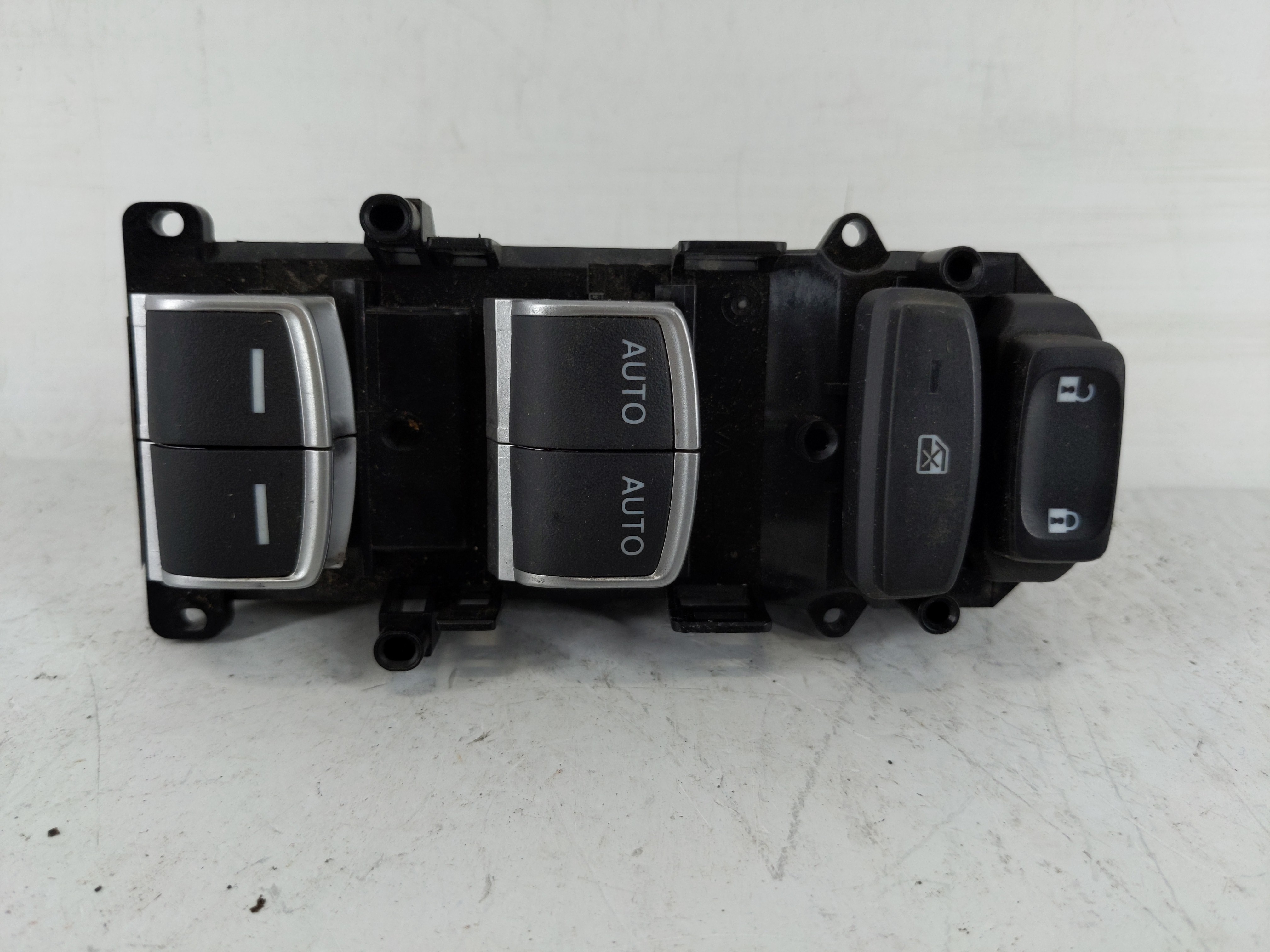 2018-2022 Honda Accord Driver Left Door Master Power Window Switch 1145719 - Oemusedautoparts1.com