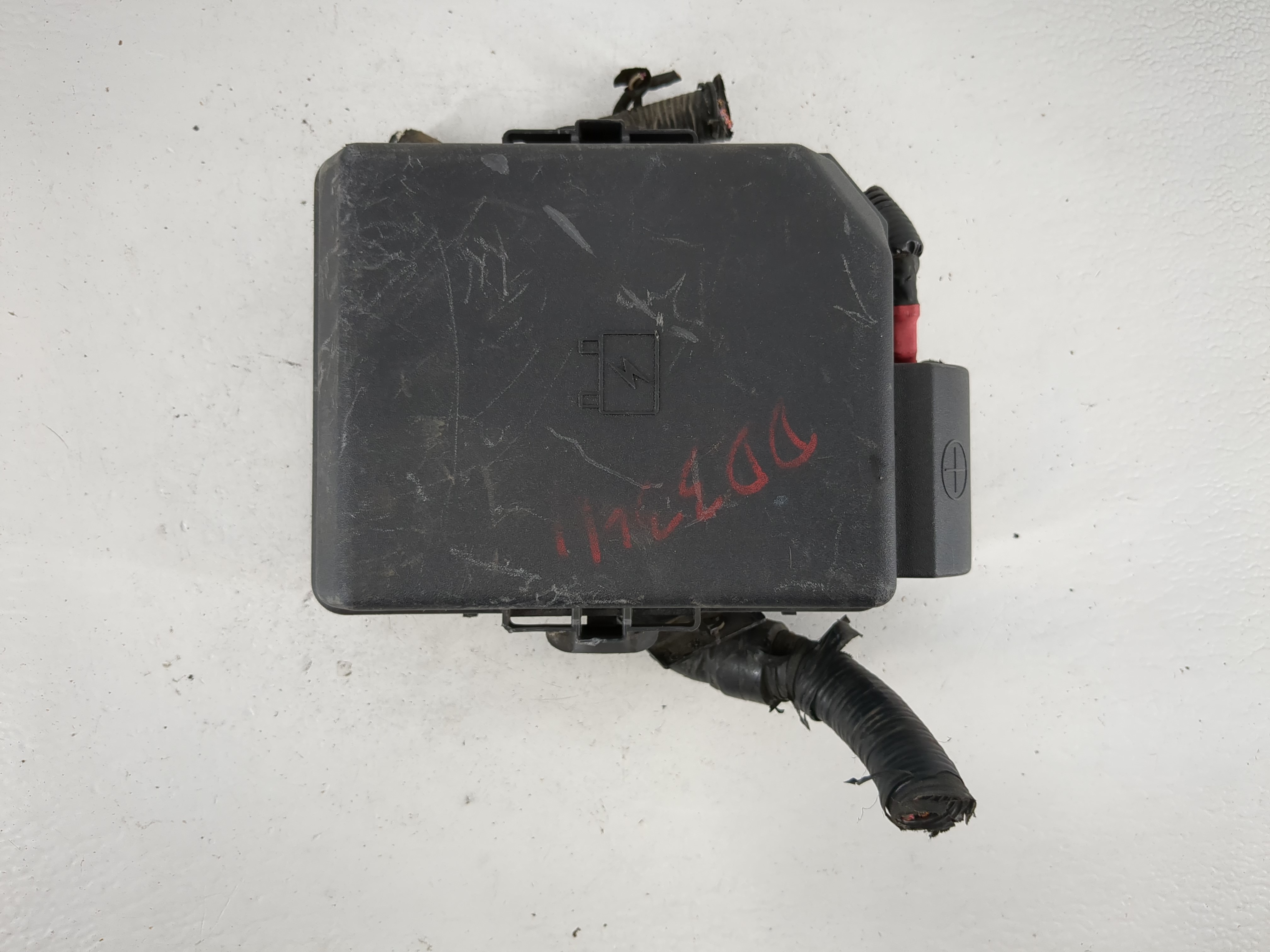 2012-2016 Chevrolet Impala Fusebox Fuse Box Relay Module 13786621-03 1145774 - Oemusedautoparts1.com