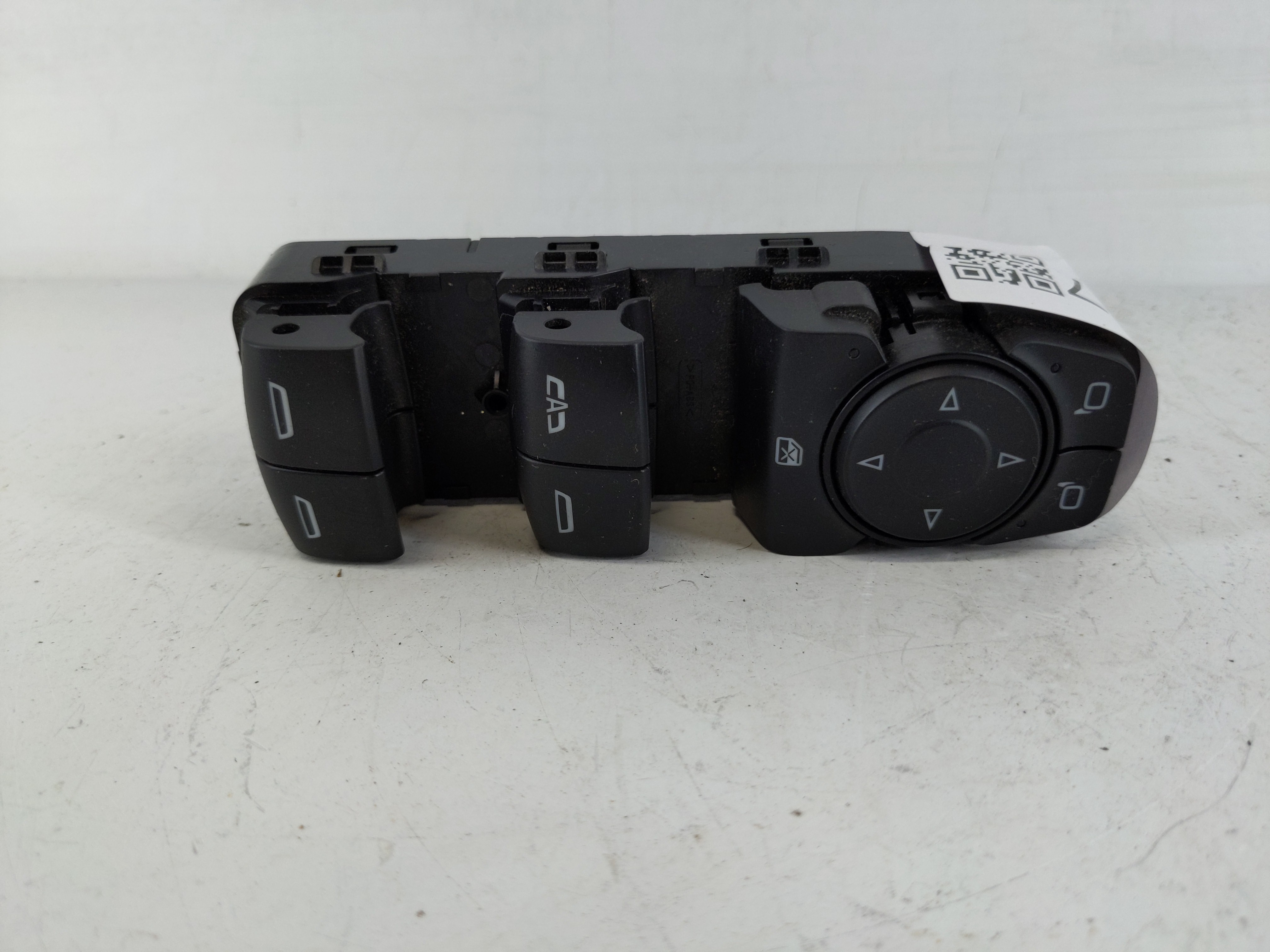 Picture of 2016-2021 Chevrolet Malibu Driver Left Door Master Power Window Switch 1145807
