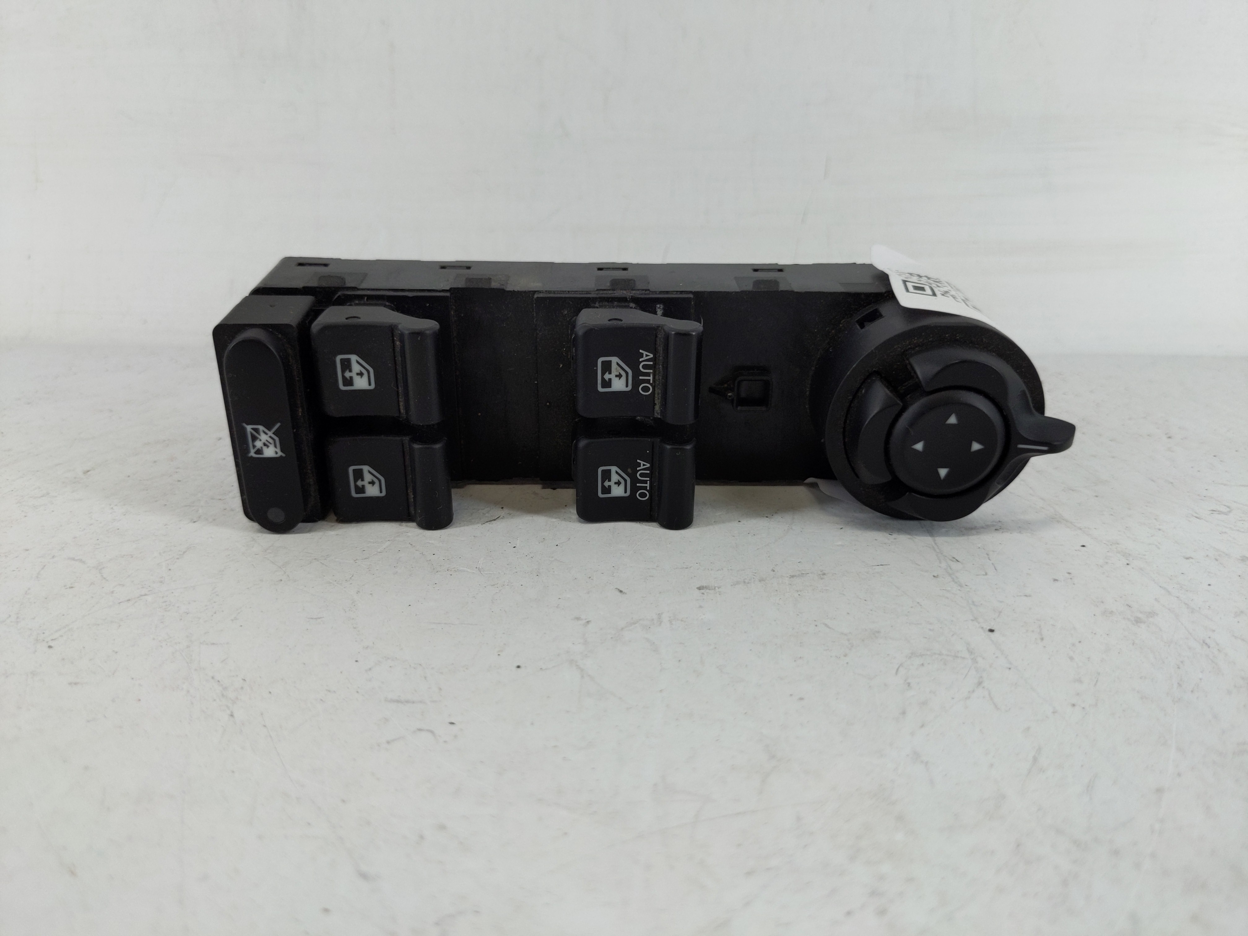 2015-2022 Jeep Renegade Driver Left Door Master Power Window Switch 1145808 - Oemusedautoparts1.com