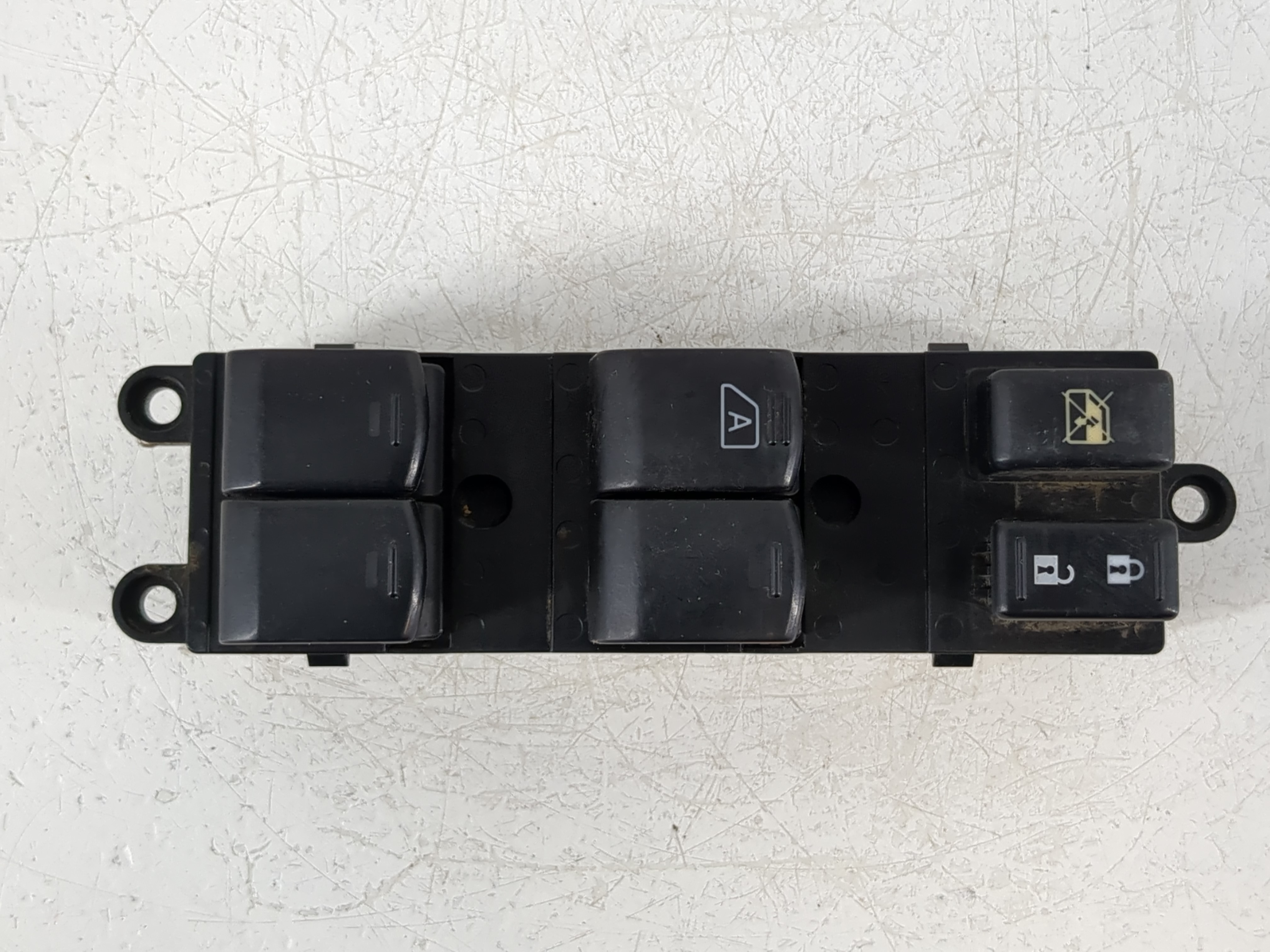 2007-2021 Nissan Frontier Driver Left Door Master Power Window Switch 1145823 - Oemusedautoparts1.com