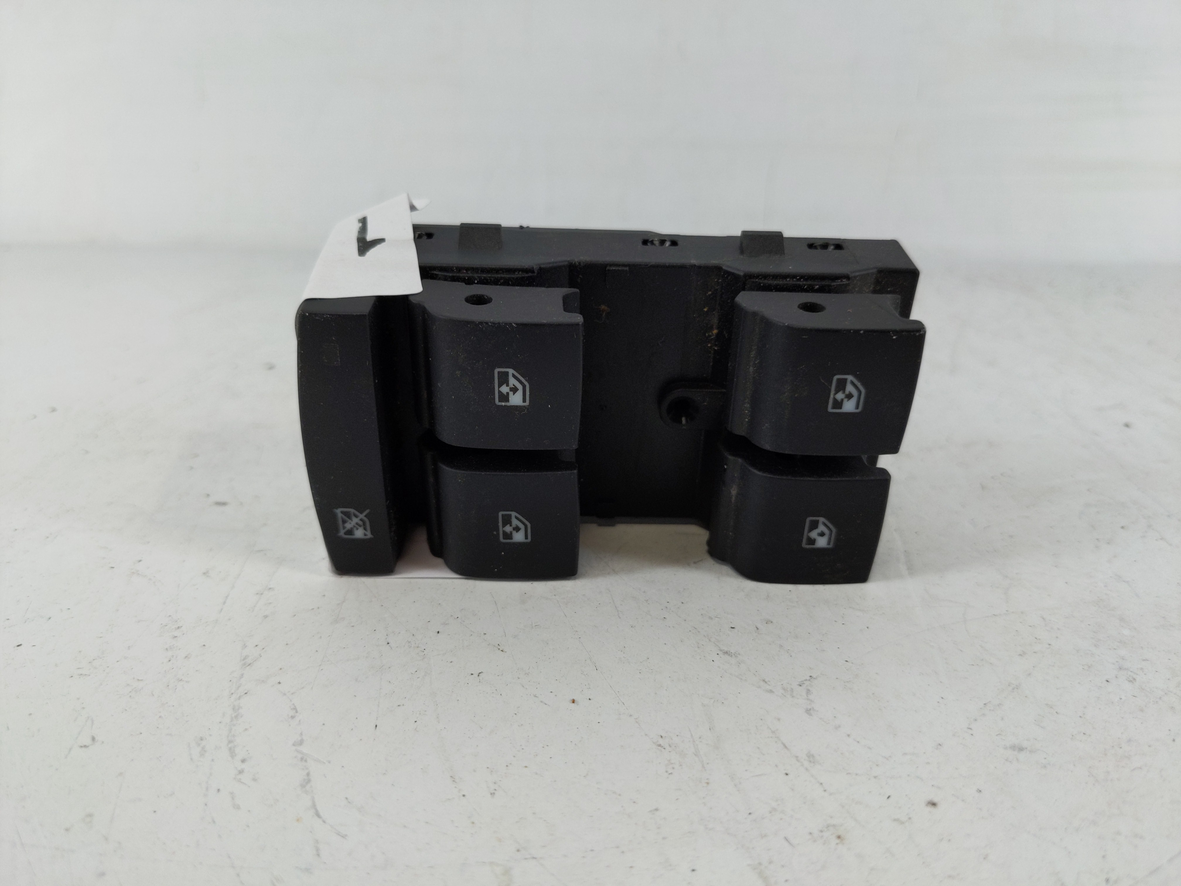 2017-2020 Buick Encore Driver Left Door Master Power Window Switch 1145852 - Oemusedautoparts1.com