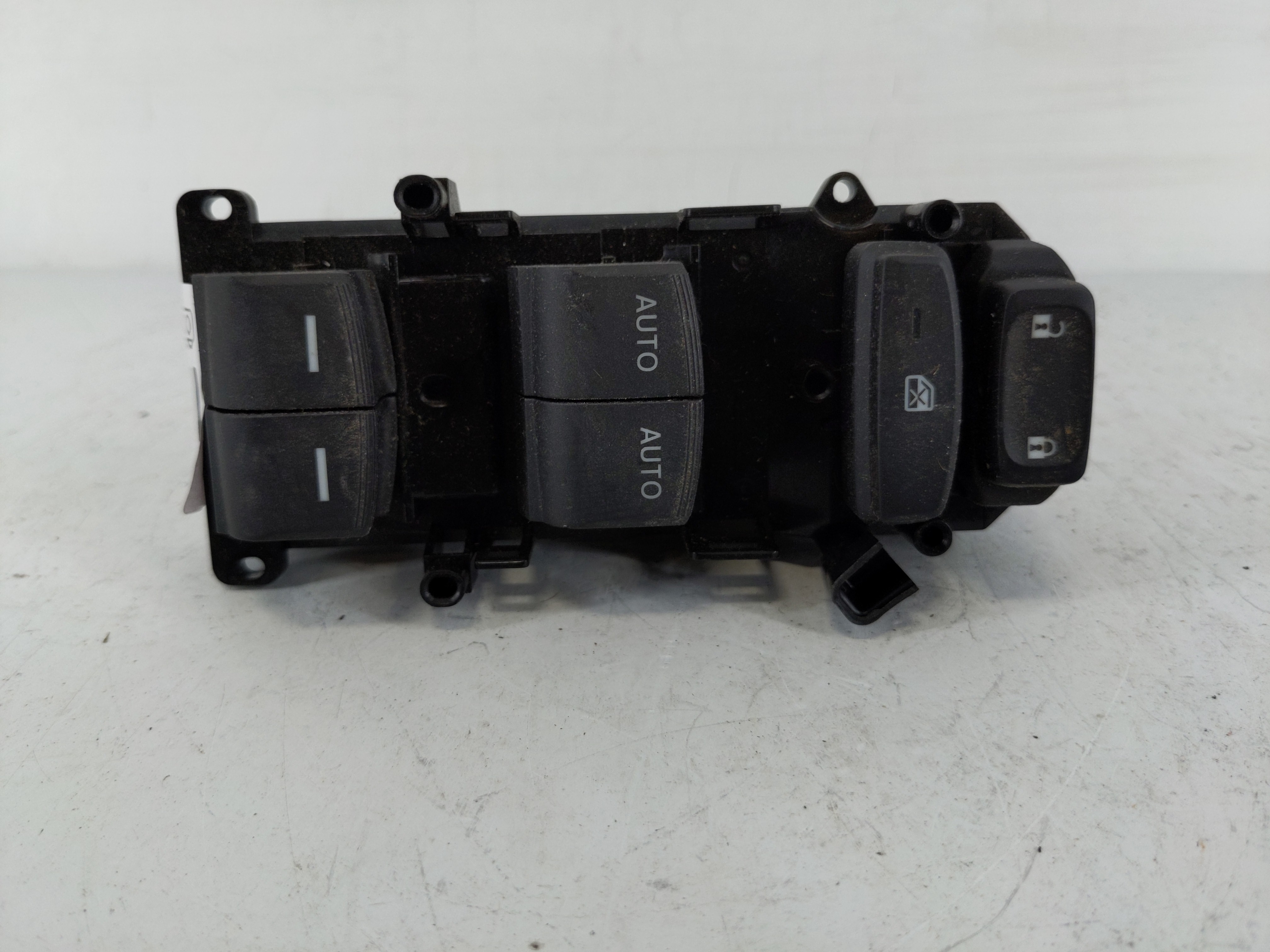 2017-2022 Honda Cr-v Driver Left Door Master Power Window Switch M64590 1145853 - Oemusedautoparts1.com