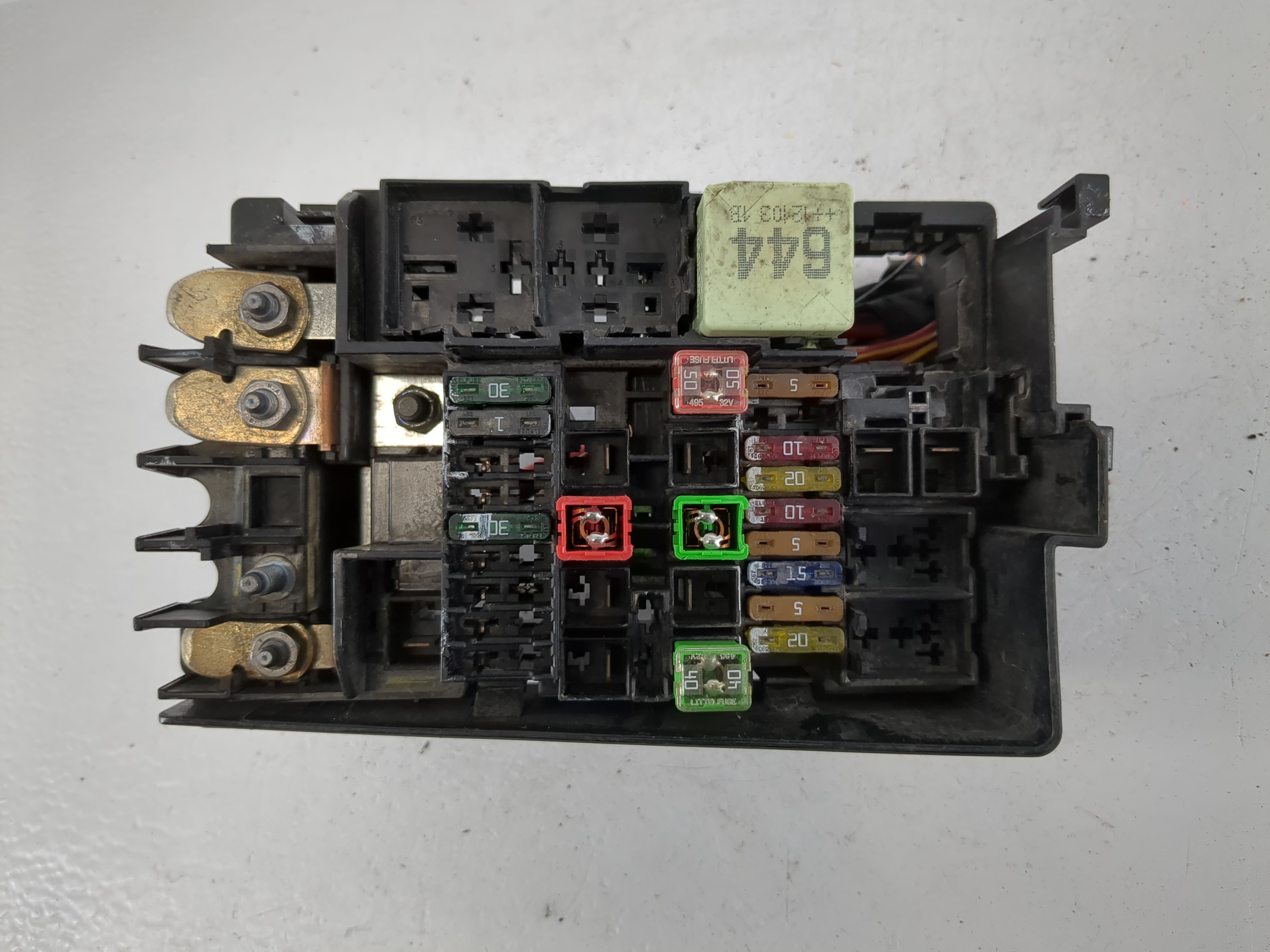 2010-2014 Volkswagen Jetta Fusebox Fuse Box Relay Module 1145886 - Oemusedautoparts1.com