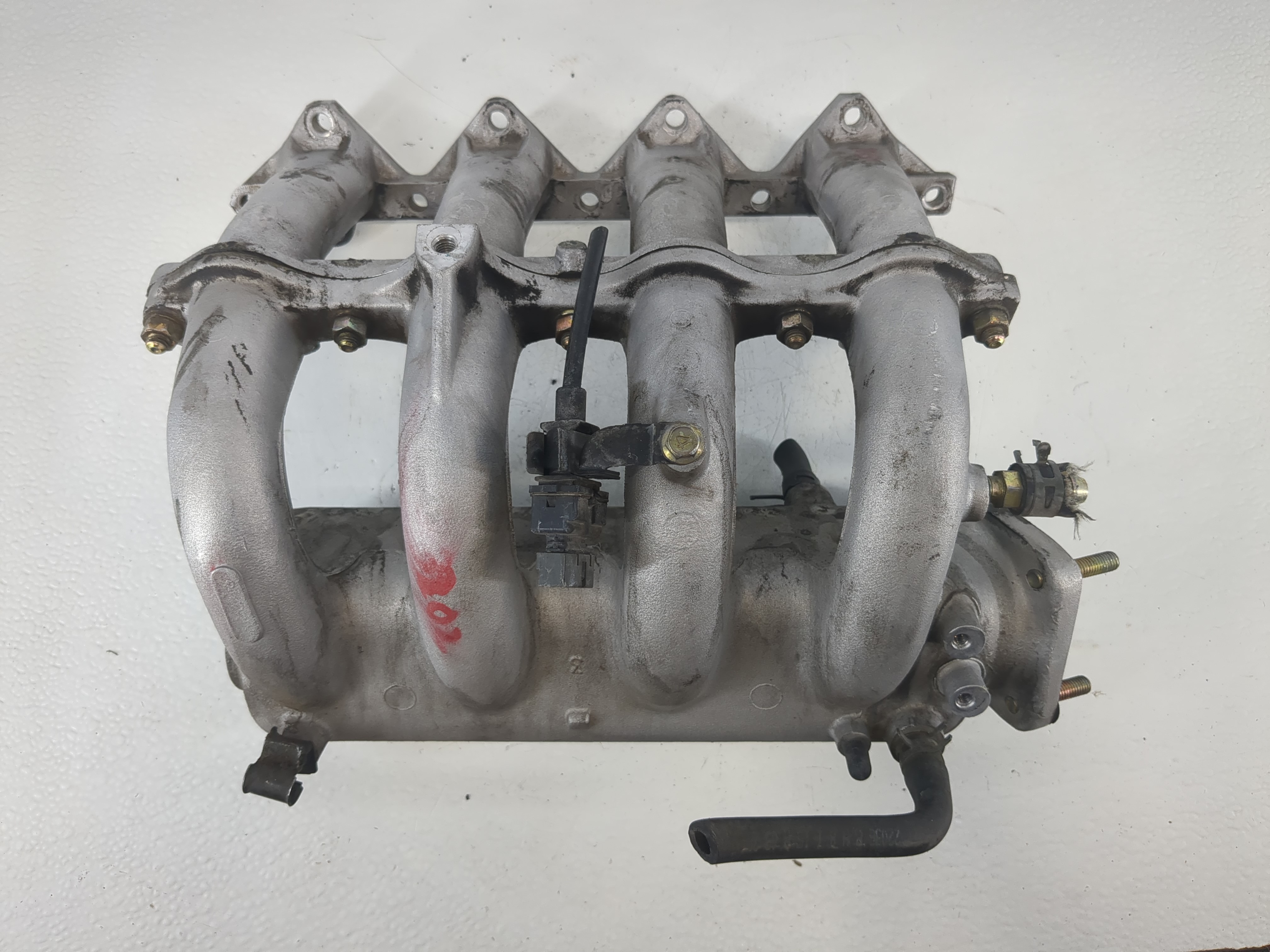 Picture of 1998-1999 Hyundai Accent Air Intake Manifold 1145936