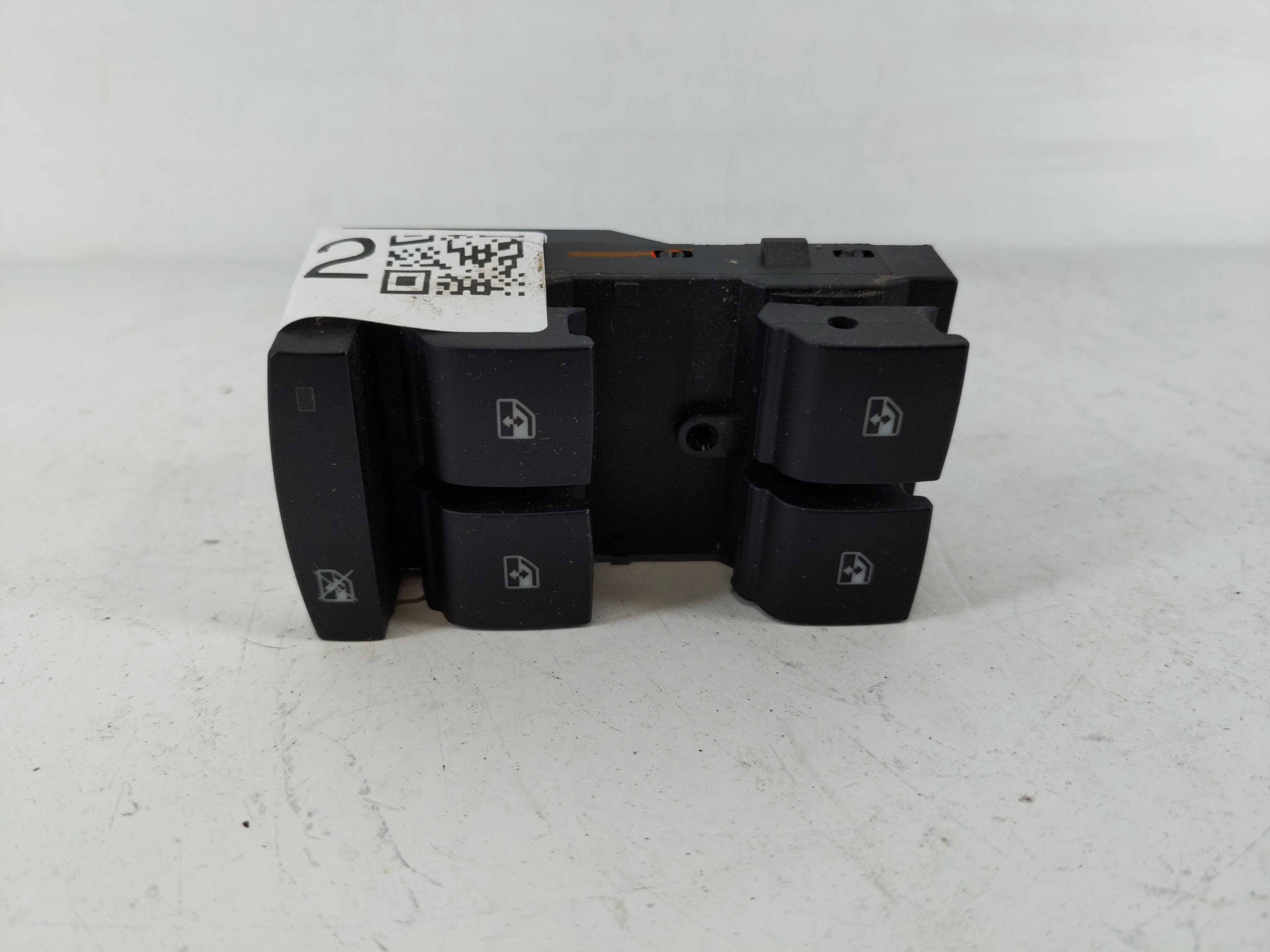 2010-2017 Chevrolet Equinox Driver Left Door Master Power Window Switch 1145962 - Oemusedautoparts1.com