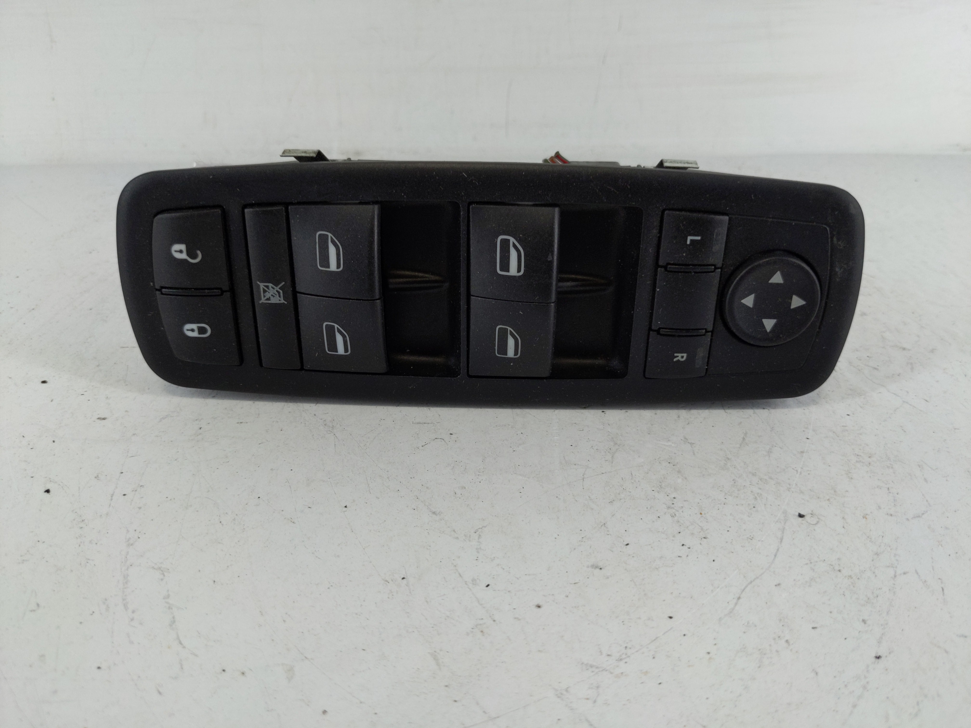 Dodge Caravan Driver Left Door Master Power Window Switch 1146070 - Oemusedautoparts1.com