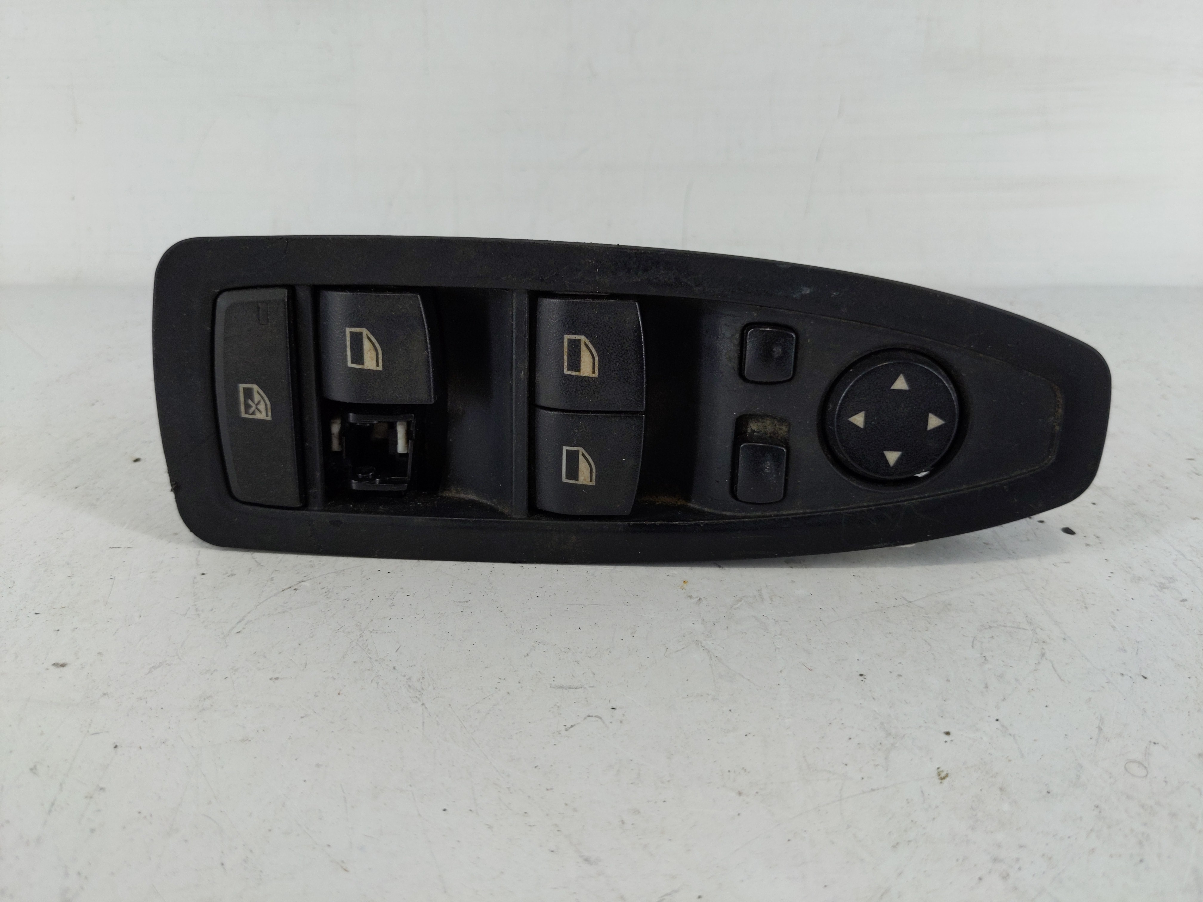 2012-2016 Bmw 328i Driver Left Door Master Power Window Switch 1146085 - Oemusedautoparts1.com