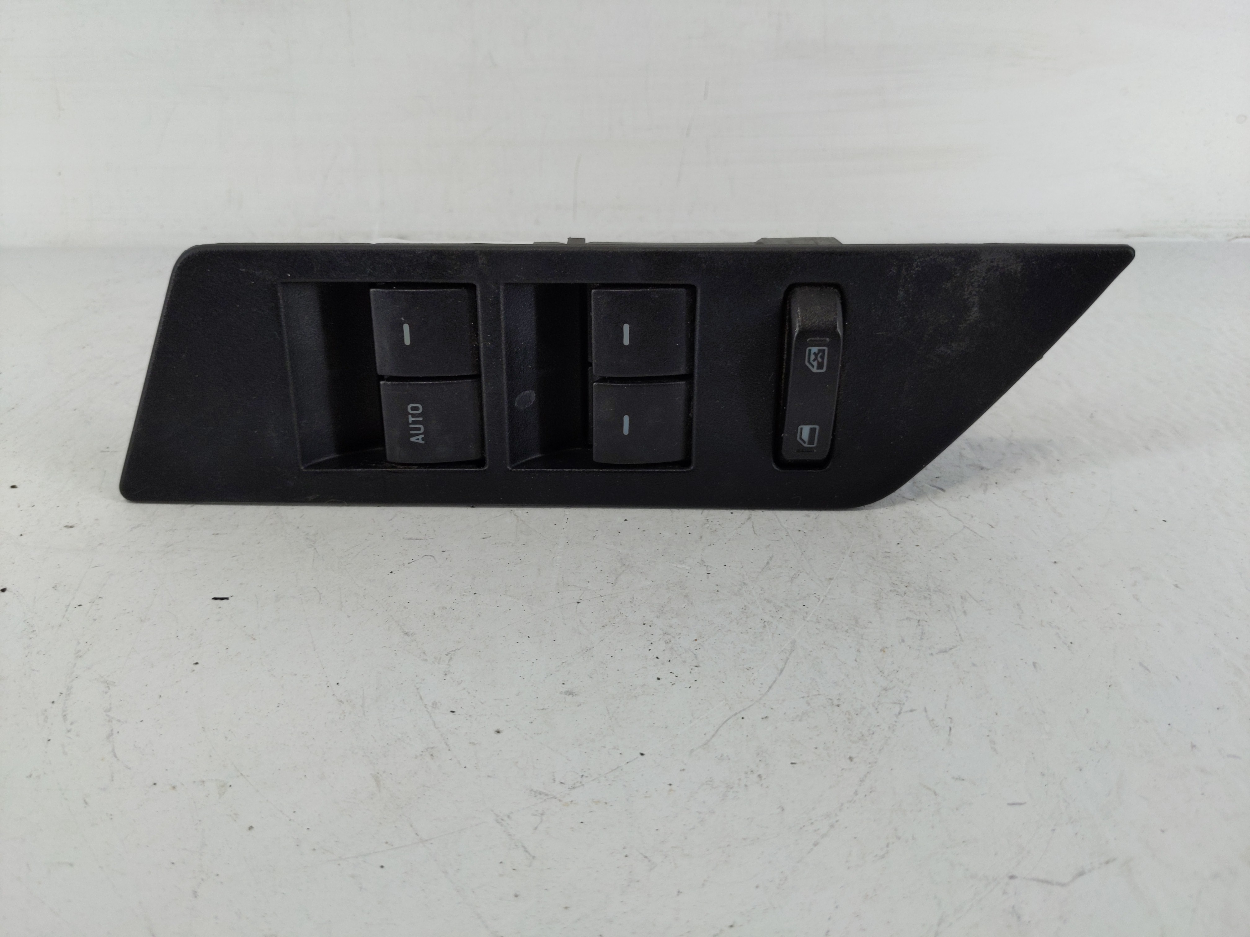 2011-2014 Ford Edge Driver Left Door Master Power Window Switch 1146091 - Oemusedautoparts1.com