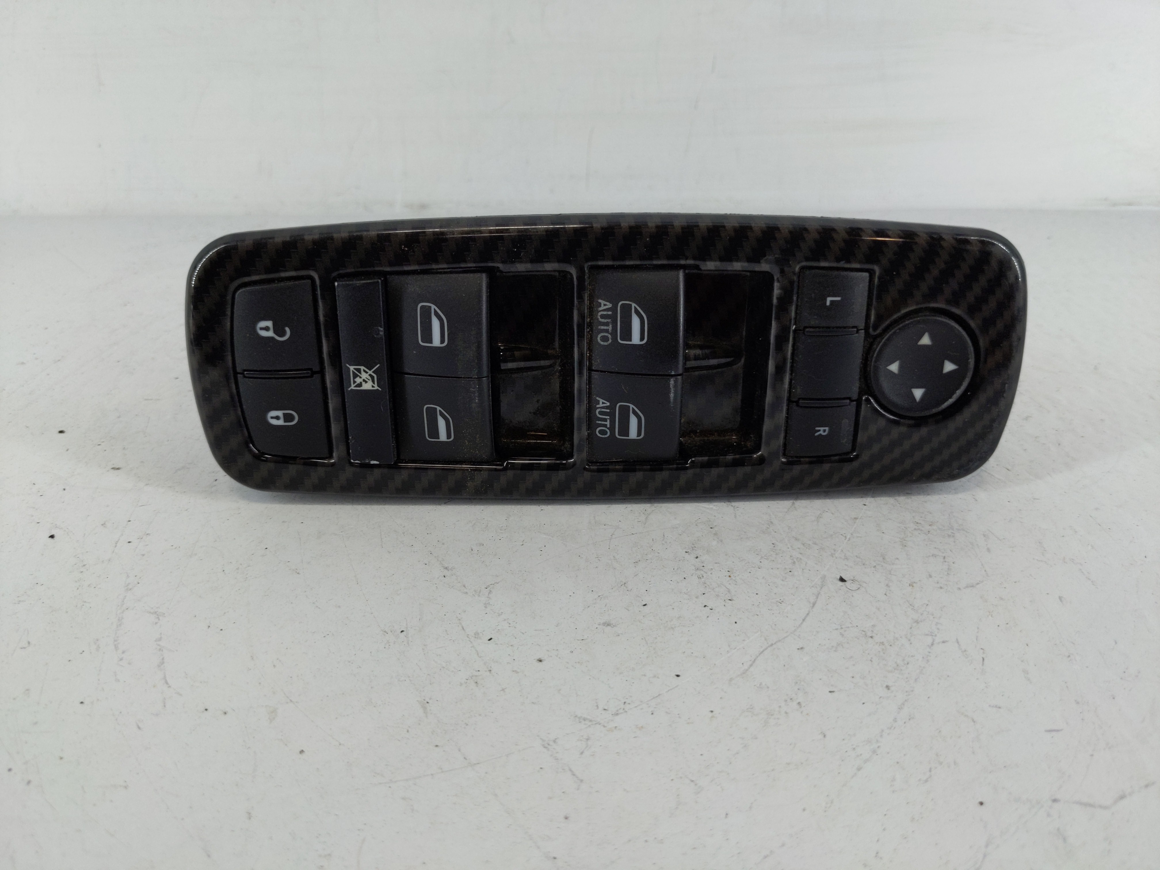 2016 Jeep Grand Cherokee Driver Left Door Master Power Window Switch 1146096 - Oemusedautoparts1.com